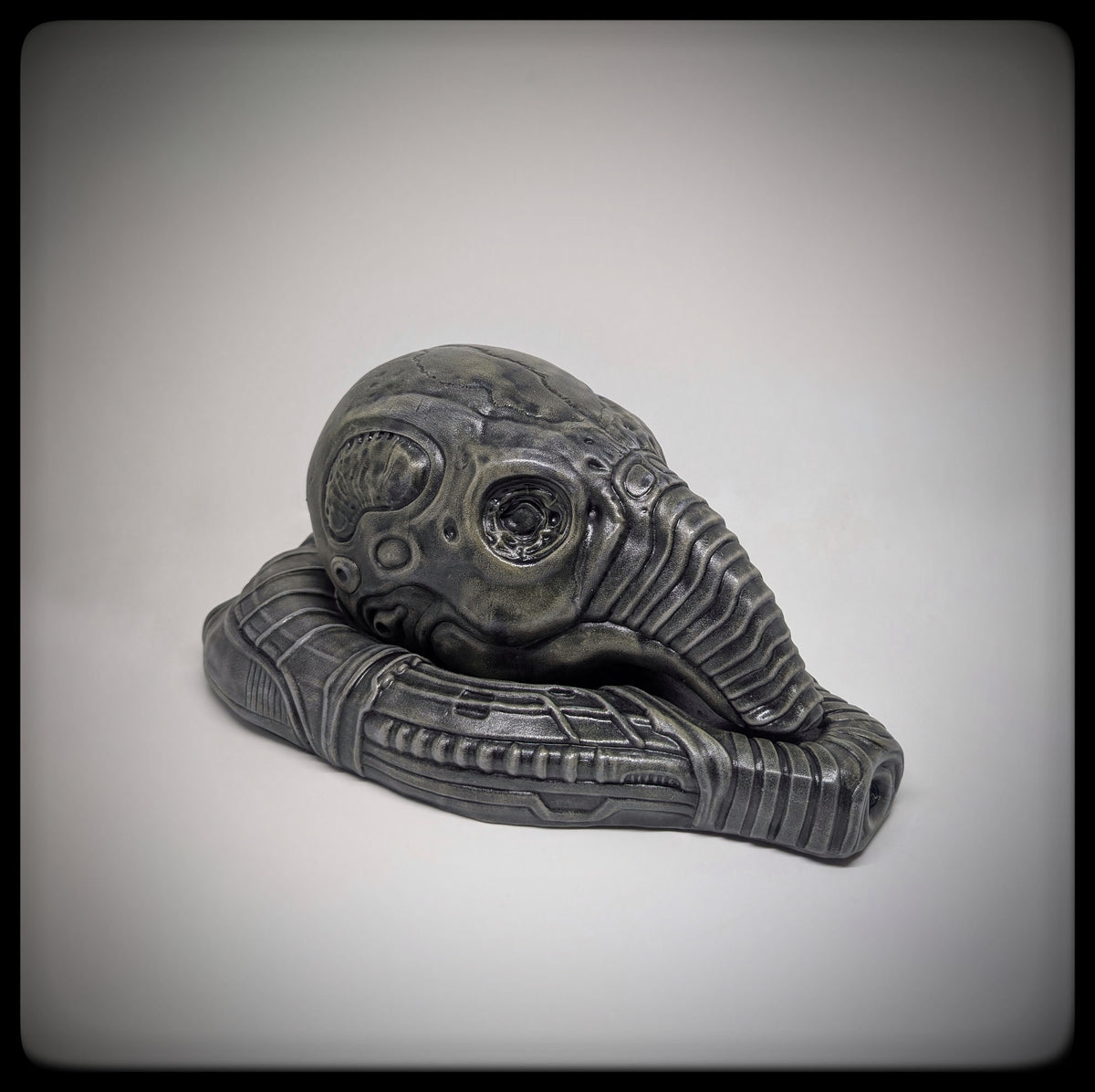 Alien Prometheus Engineer / Space Jockey Helmet – 3D Resin Sculpture 11 in (28 cm)