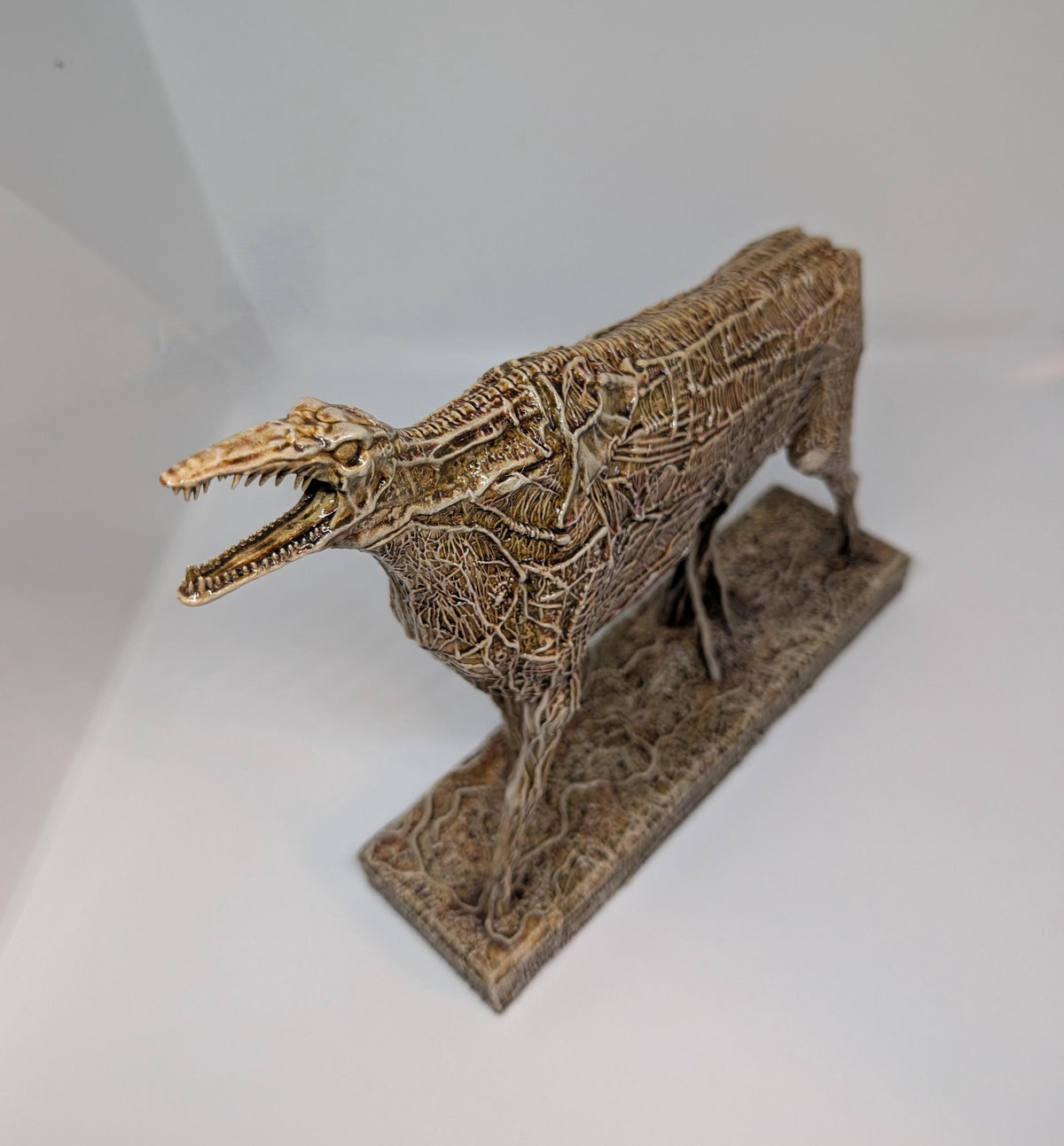 3D Resin Sculpture Inspired by Zdzisław Beksiński / Height: 8.3 in (21 cm / 210 mm)