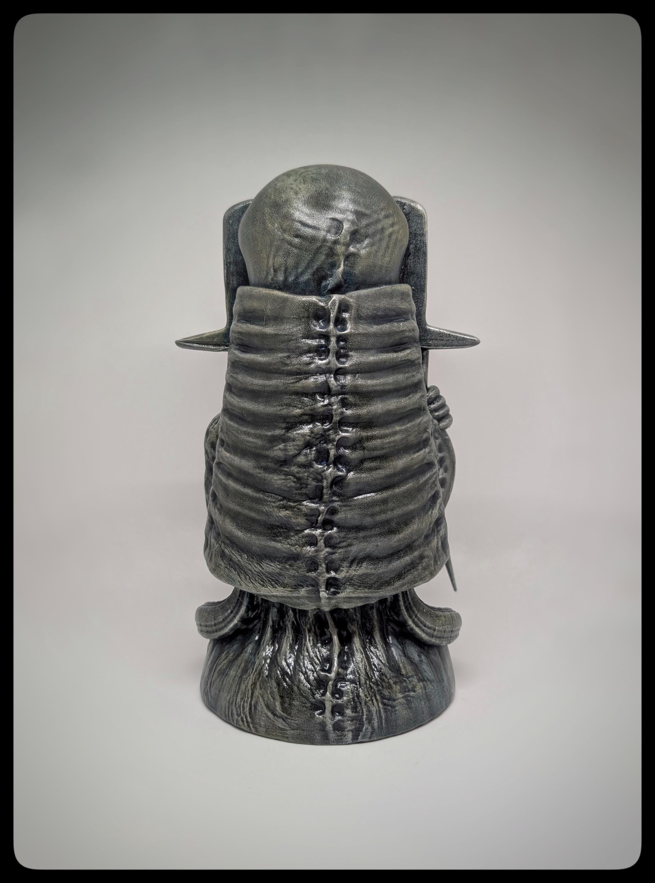 Inspired by H.R.Giger - NY City XVII Crowley 1981 Resin Sculpture 11.2in (28.5cm/285mm)