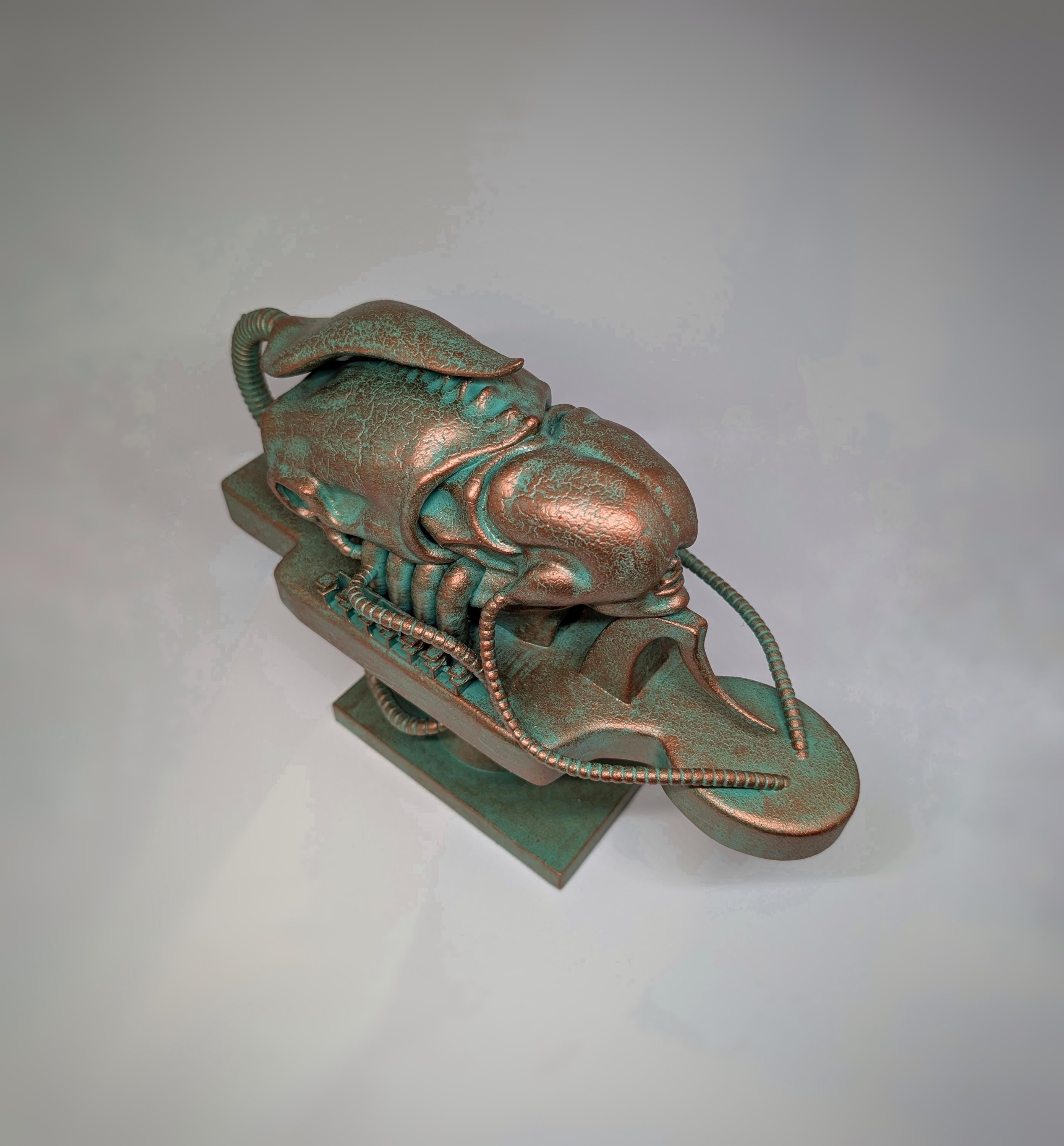 Inspired by H.R. Giger - Biomechanoid (1969) / height 8.66"(22 cm) x length 11.81" (30 cm) / 3D resin sculpture