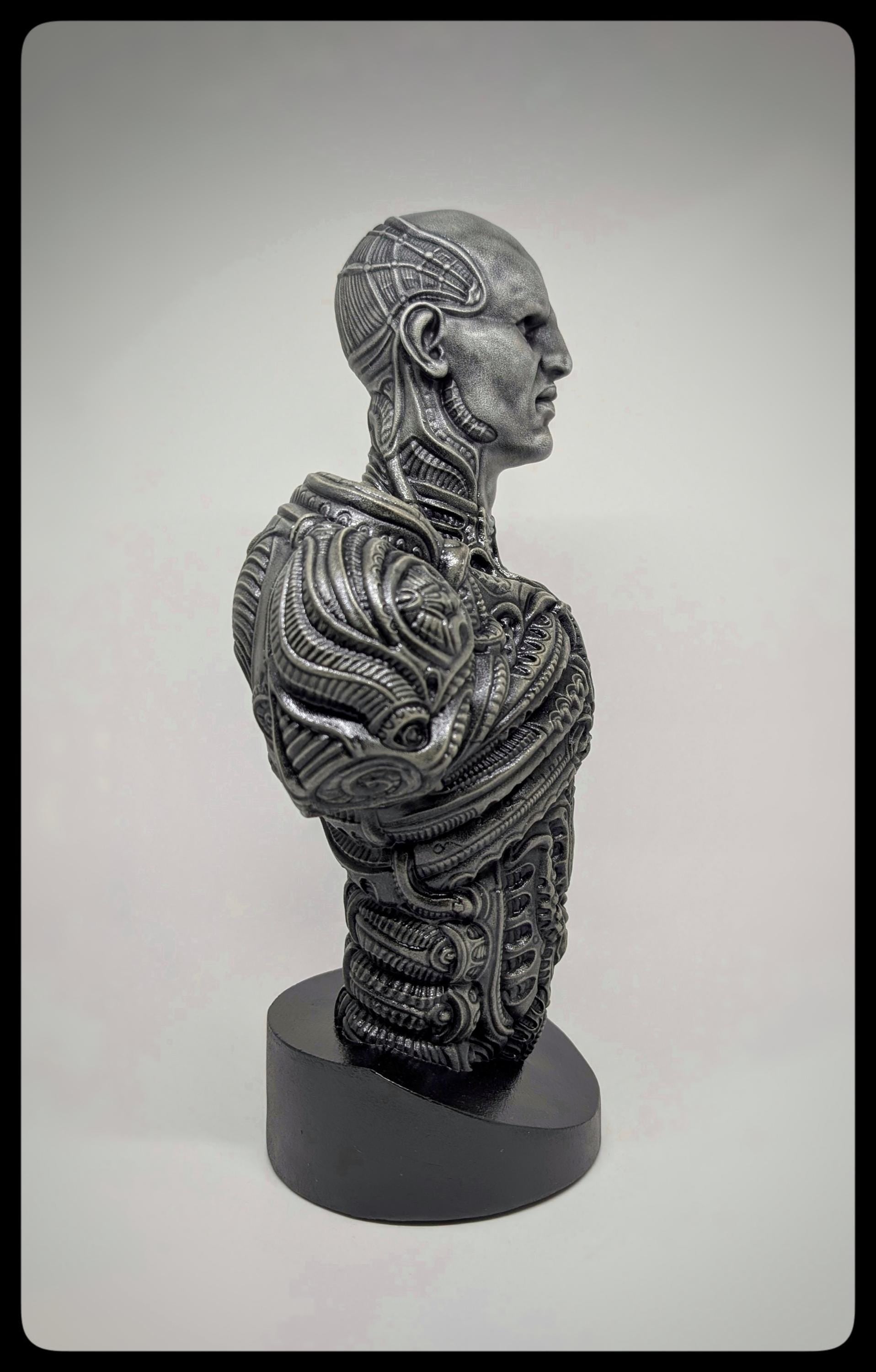 Inspired by H.R. Giger – The Engineer Figure (Prometheus), 3D Resin, 11.8 in (30 cm / 300 mm)