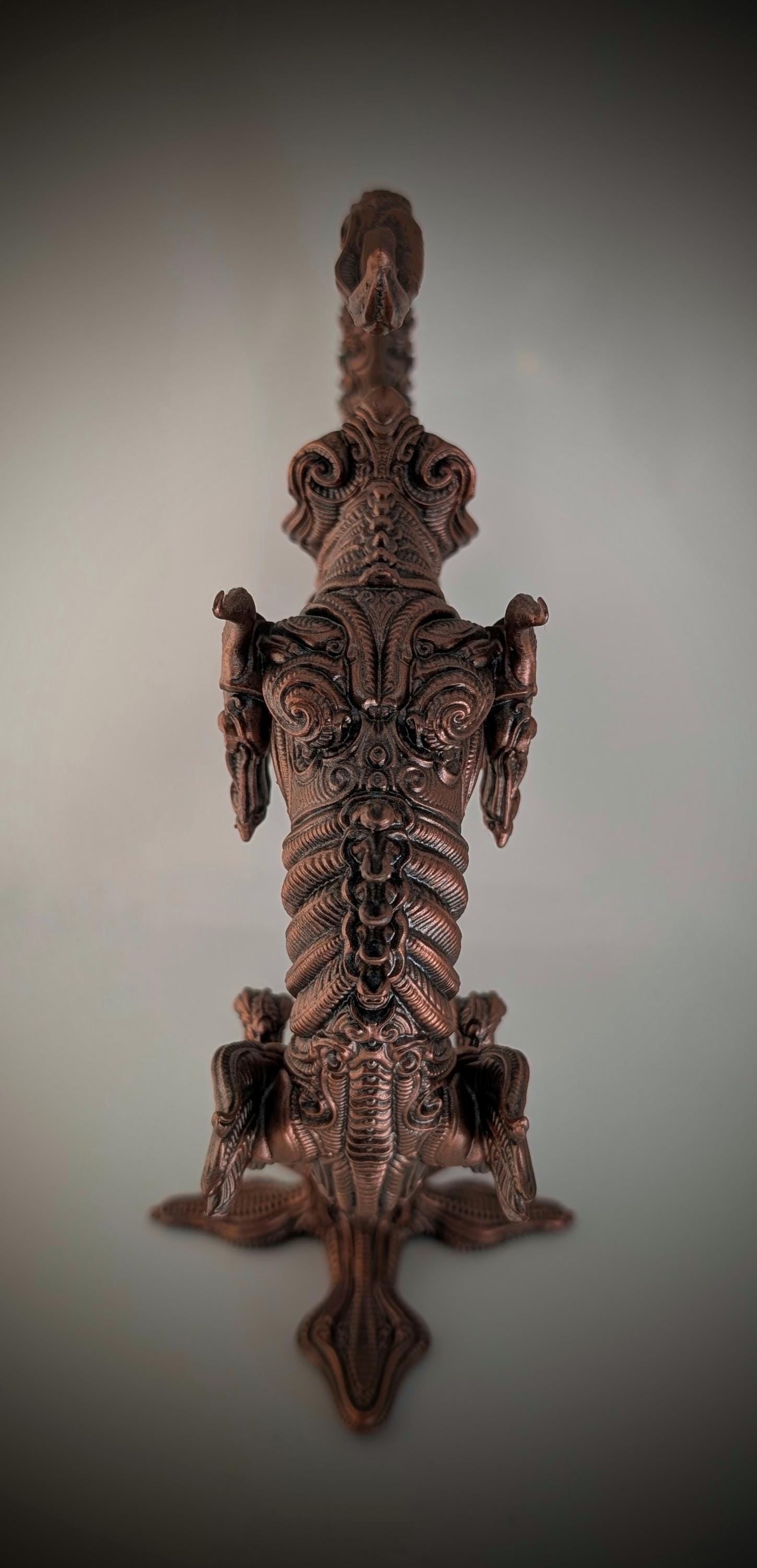 Inspired H.R.Giger Alien -Effigy design by Zane Rogers – 8.9inch (22,5 cm / 225 mm)
