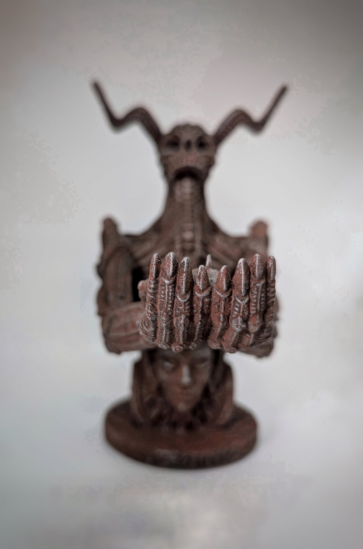 The Gift – Dark Fantasy Figure Hand-Painted Resin Sculpture 9.06 in (23 cm)