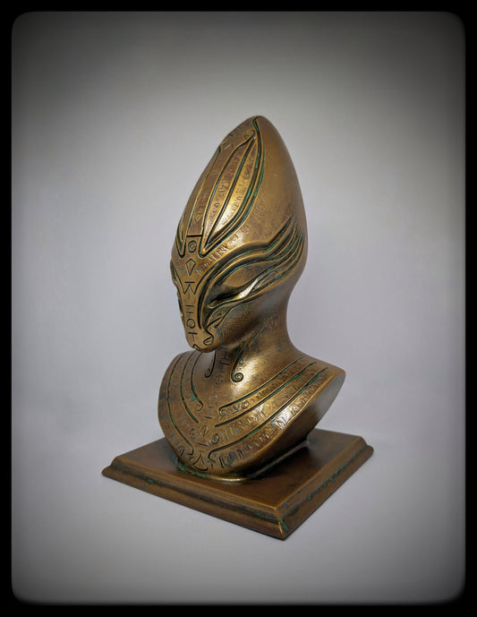 Ancient Alien Bust 3D Resin Sculpture ABS-Like – 10.4" (26.5 cm) Sci-Fi Decor