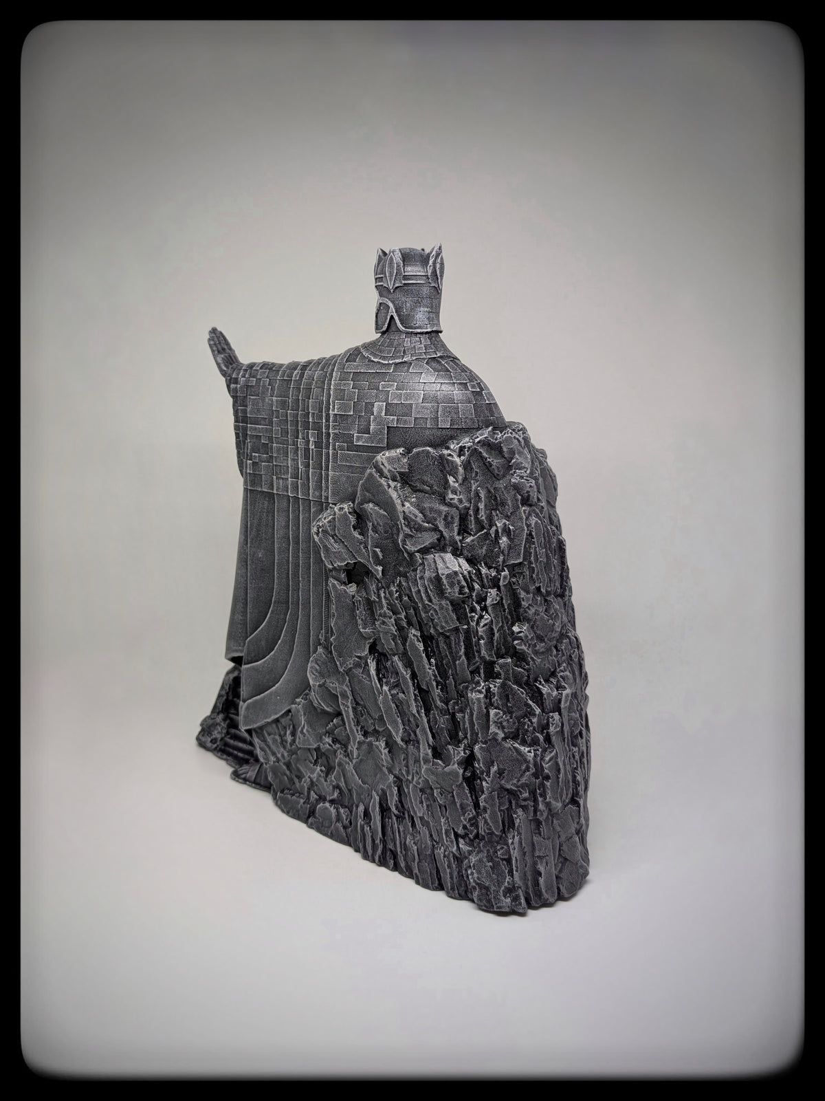 Lord of the Rings -Inspired Argonath Kings Resin Statues Height: 11 inches (28 cm / 280 mm)  (Set of 2)
