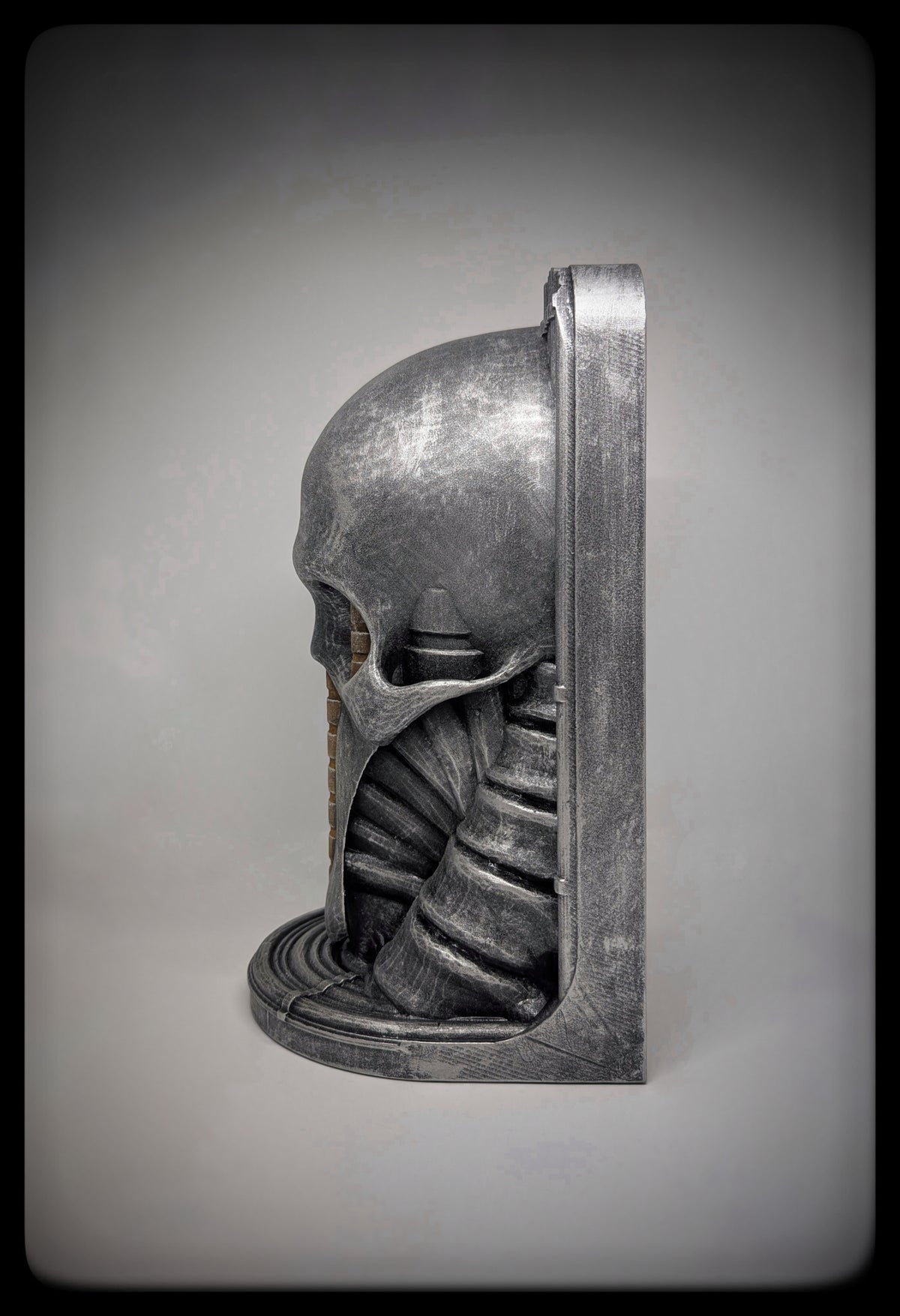 Biomechanical Art – Biomechanical Skull Height: 10.24 in (26 cm) 3D Resin Wall or Freestanding Sculpture