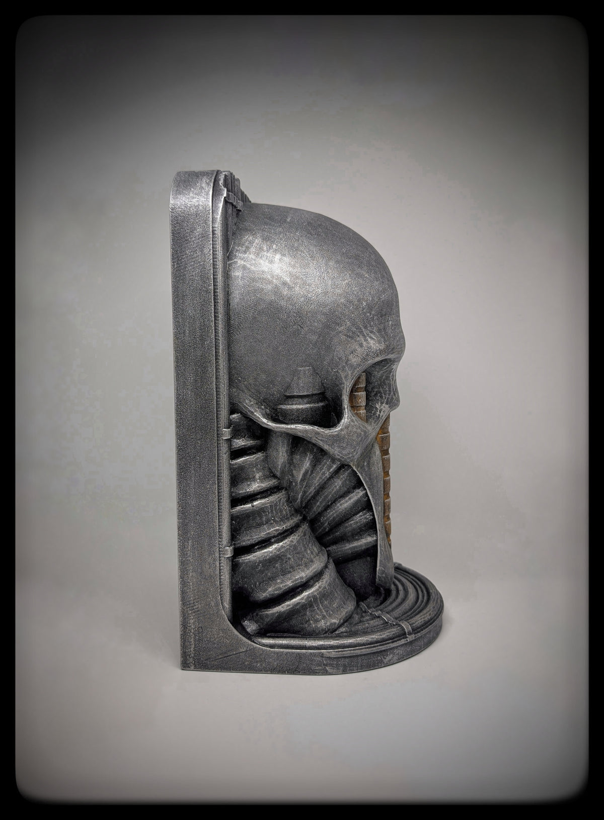 Biomechanical Art – Biomechanical Skull Height: 10.24 in (26 cm) 3D Resin Wall or Freestanding Sculpture