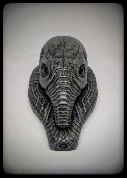 Alien Prometheus Engineer / Space Jockey Helmet – 3D Resin Sculpture 11 in (28 cm)