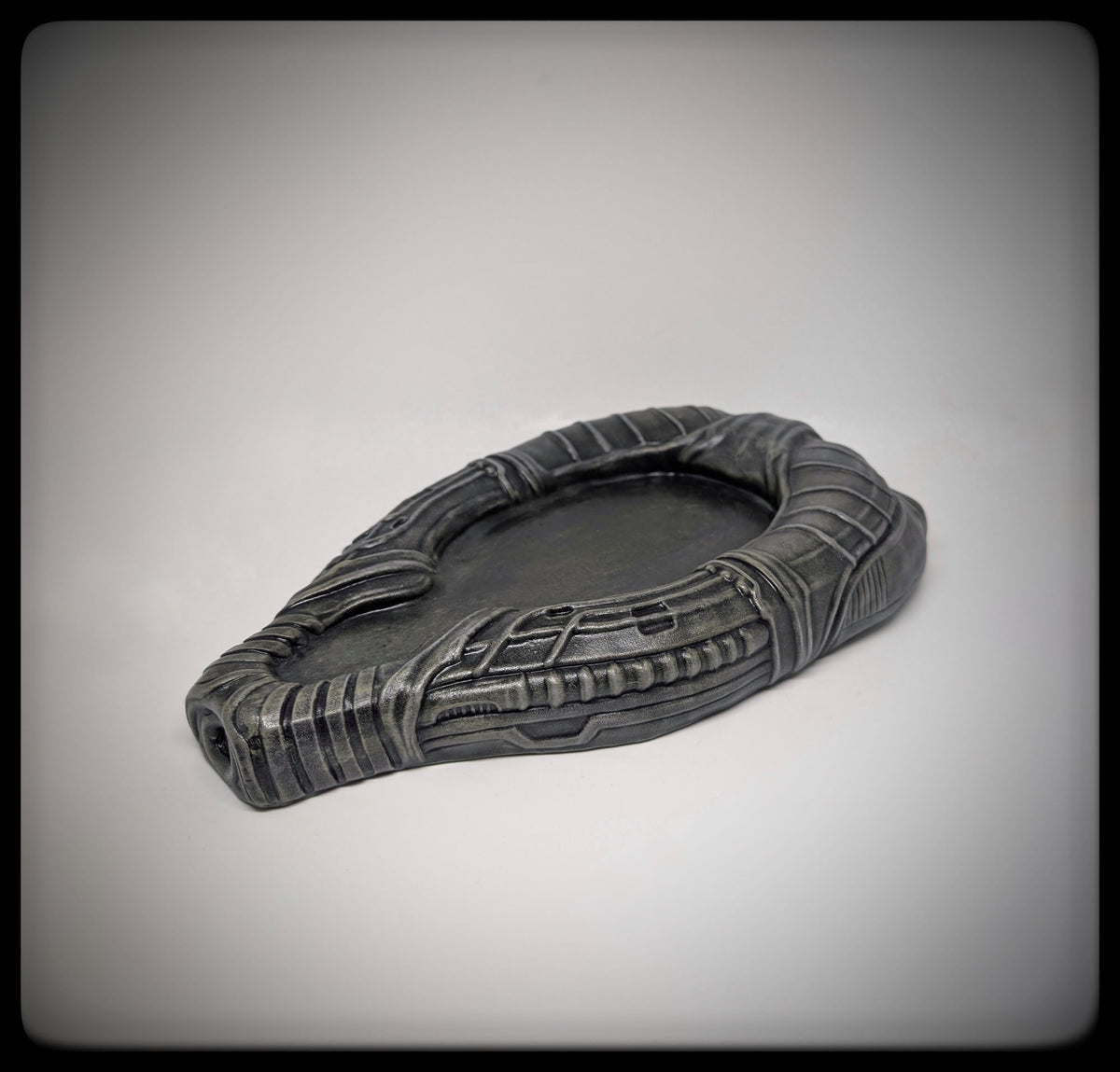 Alien Prometheus Engineer / Space Jockey Helmet – 3D Resin Sculpture 11 in (28 cm)