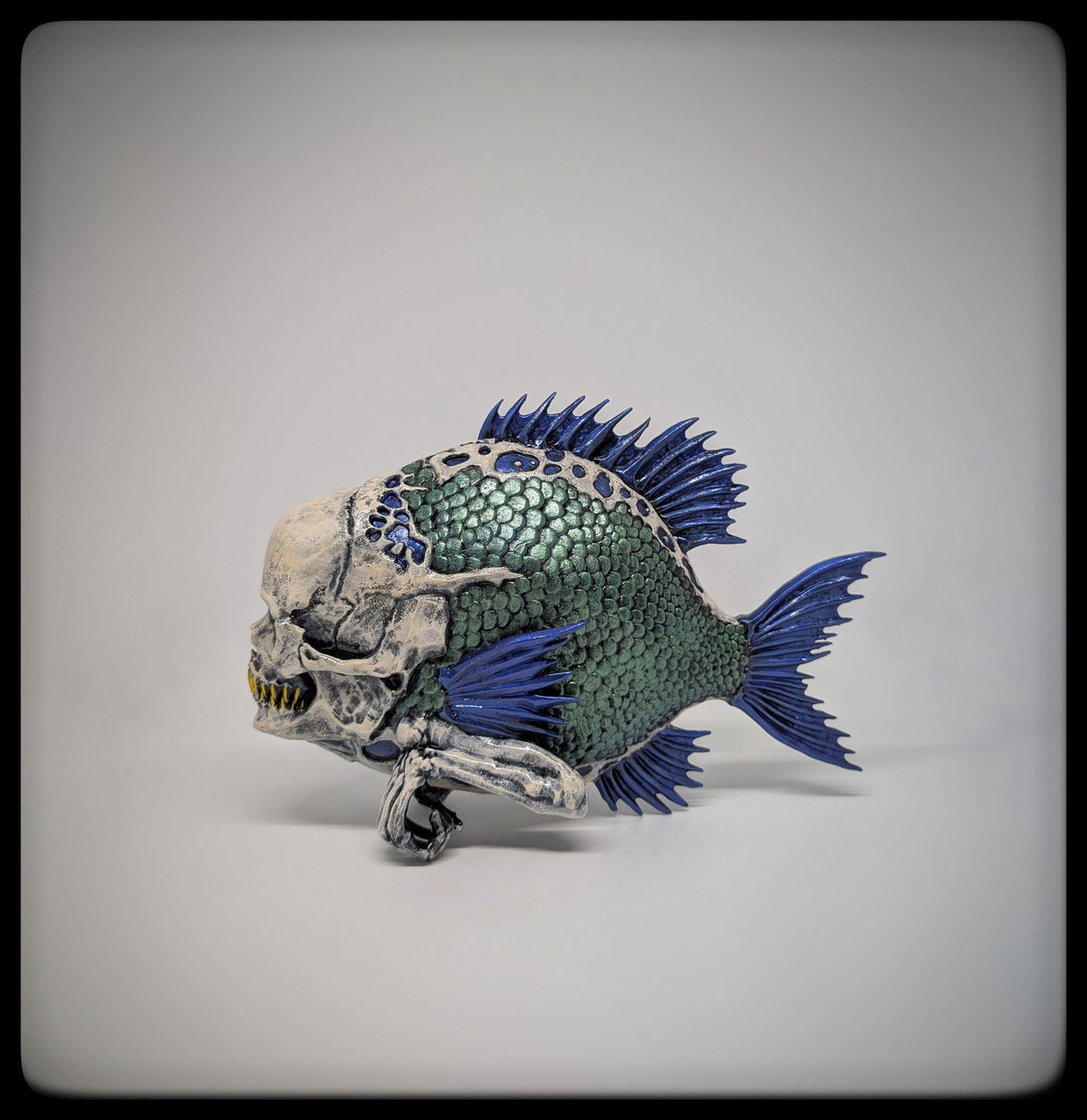 Inspired by Gerald Brom - Fish Monster Resin 3D Sculpture / Length: 7.68 in (19.5 cm)