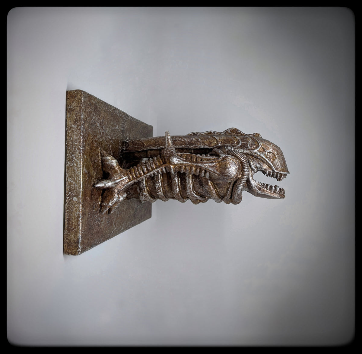 The Alien Gargoyle of Paisley Abbey Resin Sculpture 10.4 in (26.5 cm)