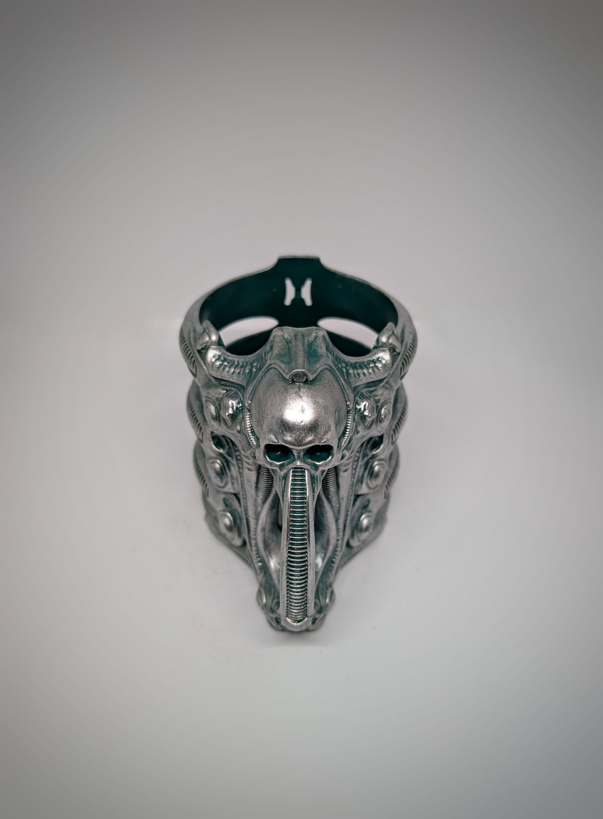 Biomecha Mug Holder – 3D Printed Resin, Hand-Painted Sci-Fi Art, Fits Beer Glass