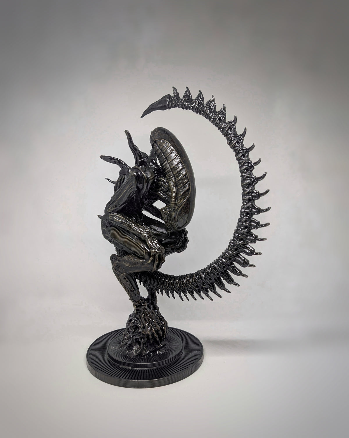 Alien Xenomorph Birth 3D Printed Resin Figure Hand-Painted 12.2" (31cm) Sci-Fi Art