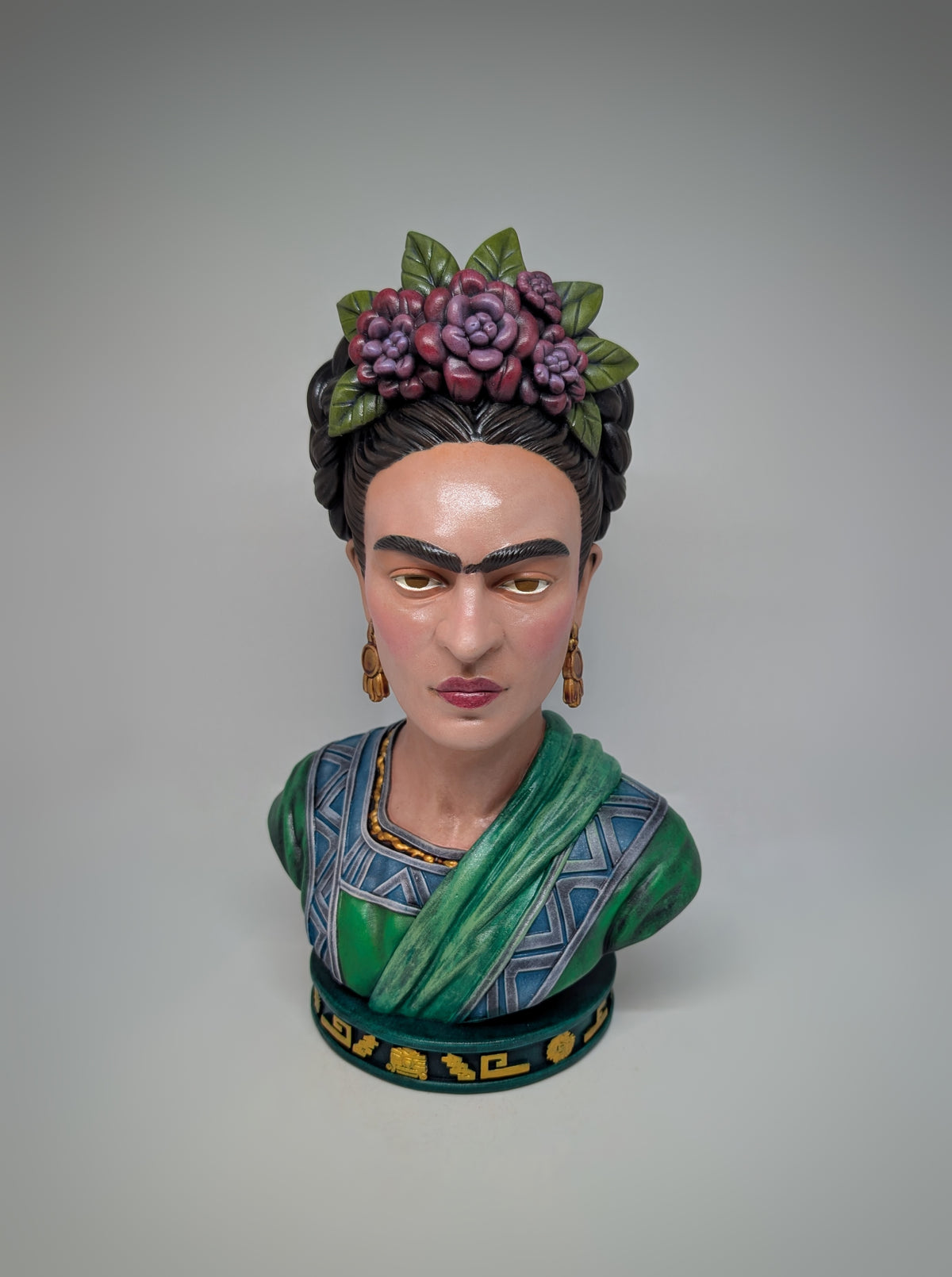 Frida Kahlo Bust Sculpture 3D Resin Hand Painted 10.83" (27.5 cm) Art Figure