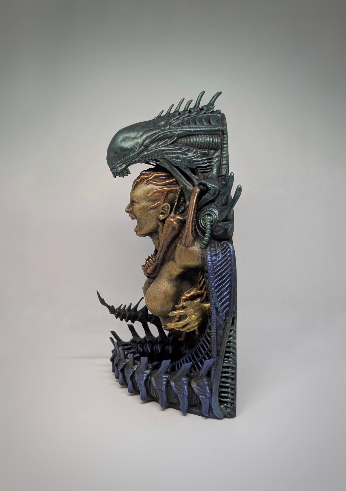 Alien Covenant Xenomorph 3D Resin Sculpture Hand Painted 11.42" (29 cm) Sci-Fi Art