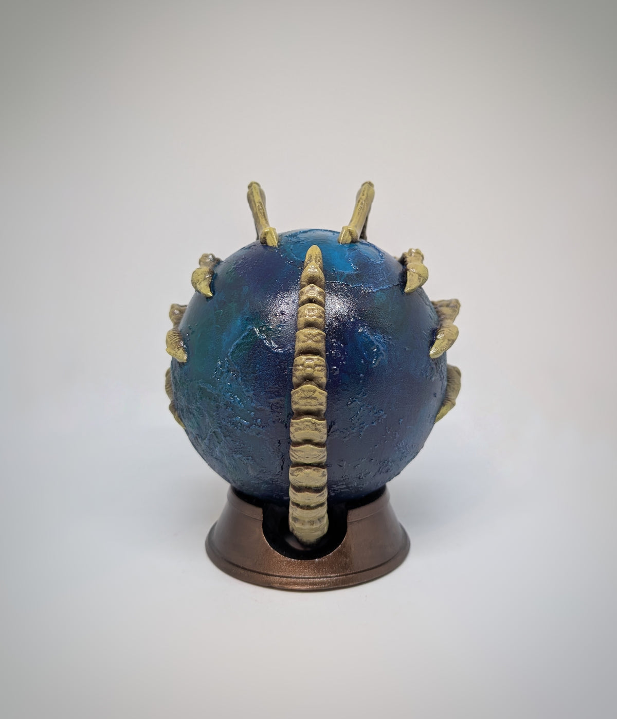 Alien Facehugger Globe 3D Resin Sculpture Hand Painted 6.7" (17 cm)