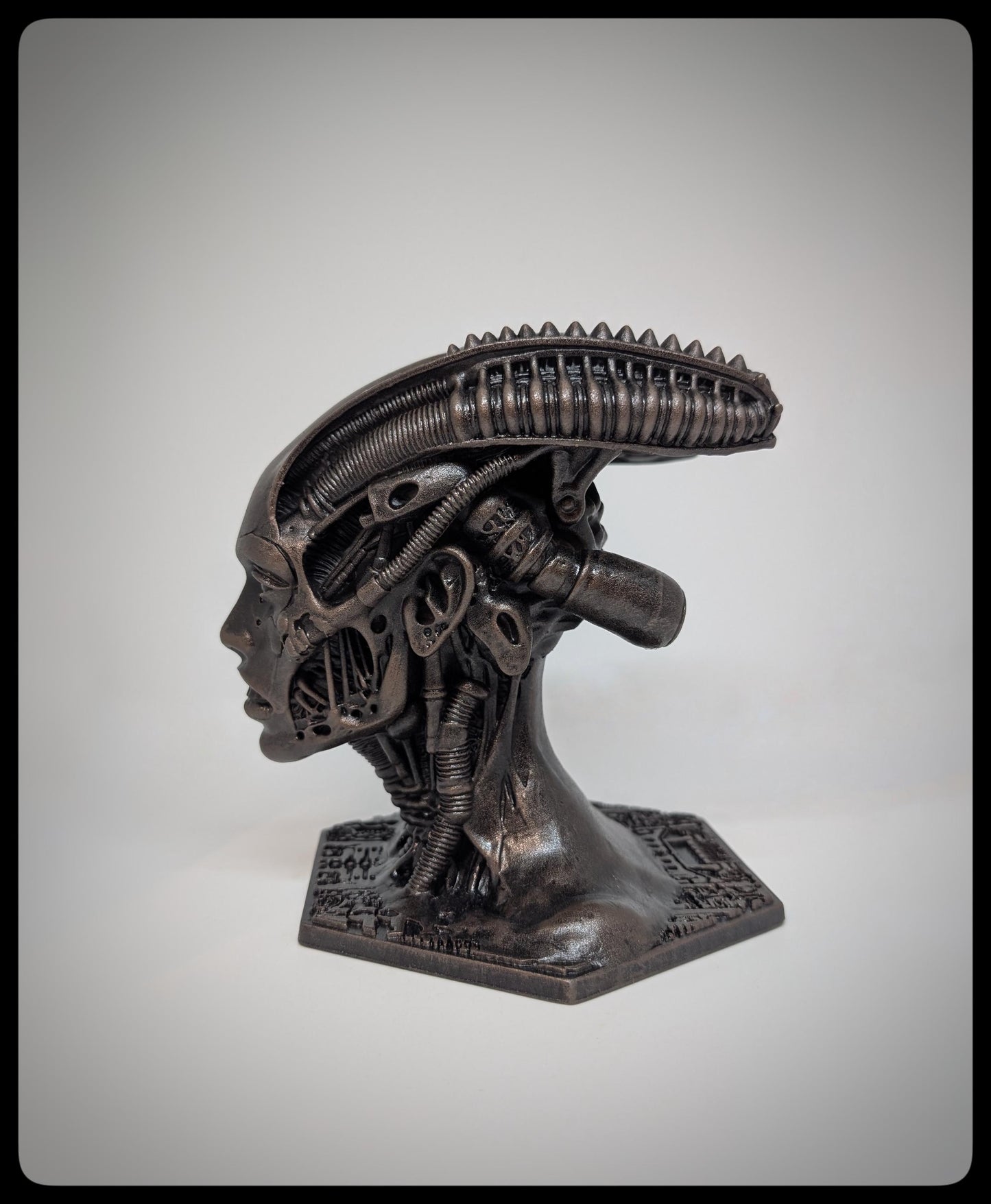 Cyber Head 3D Resin Sculpture 5.9in (15 cm/150 mm) Biomechanical Art