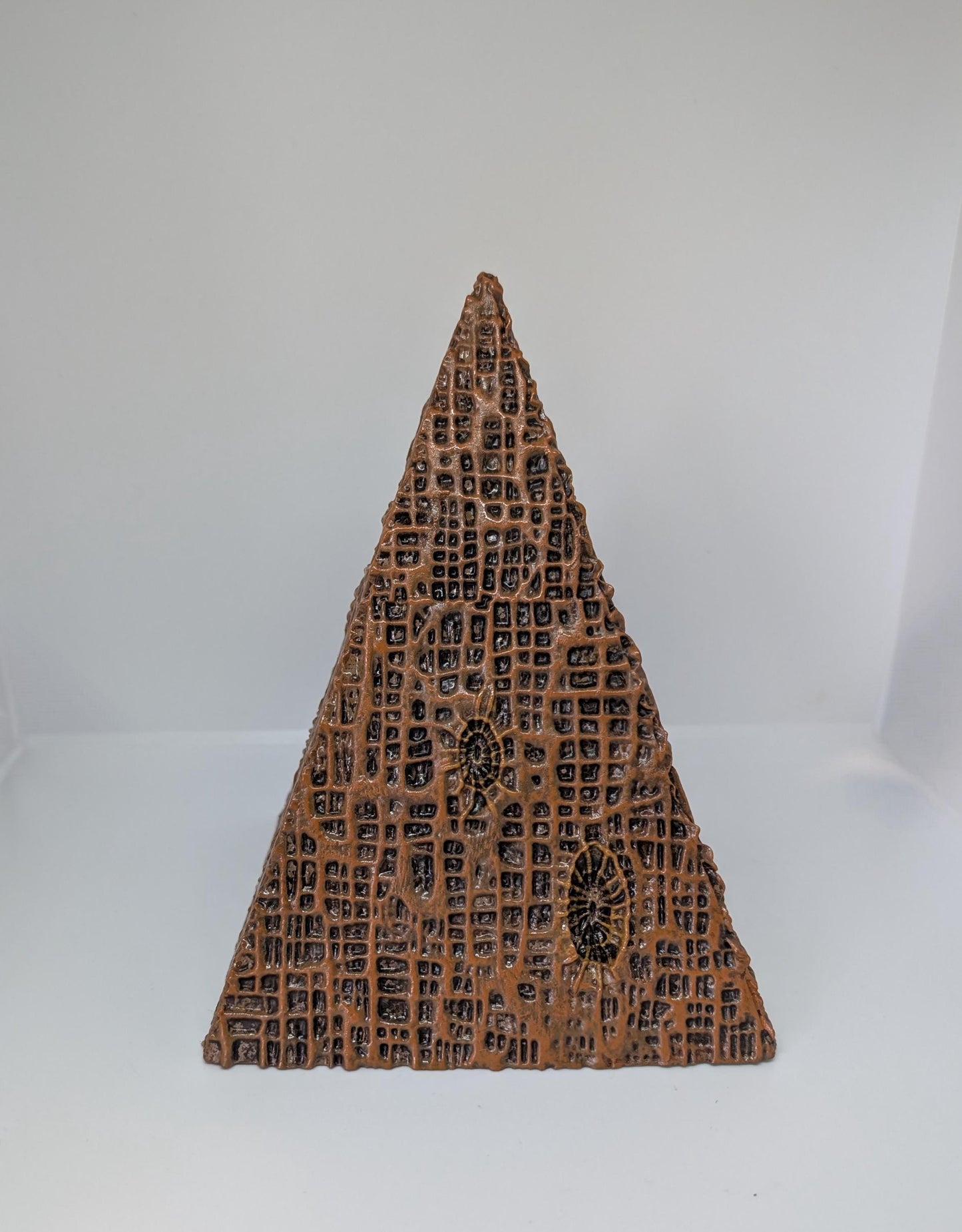 Inspired by Zdzislaw  Beksinski- Ashen Wastes Pyramid / 3D printing resin 8.7"