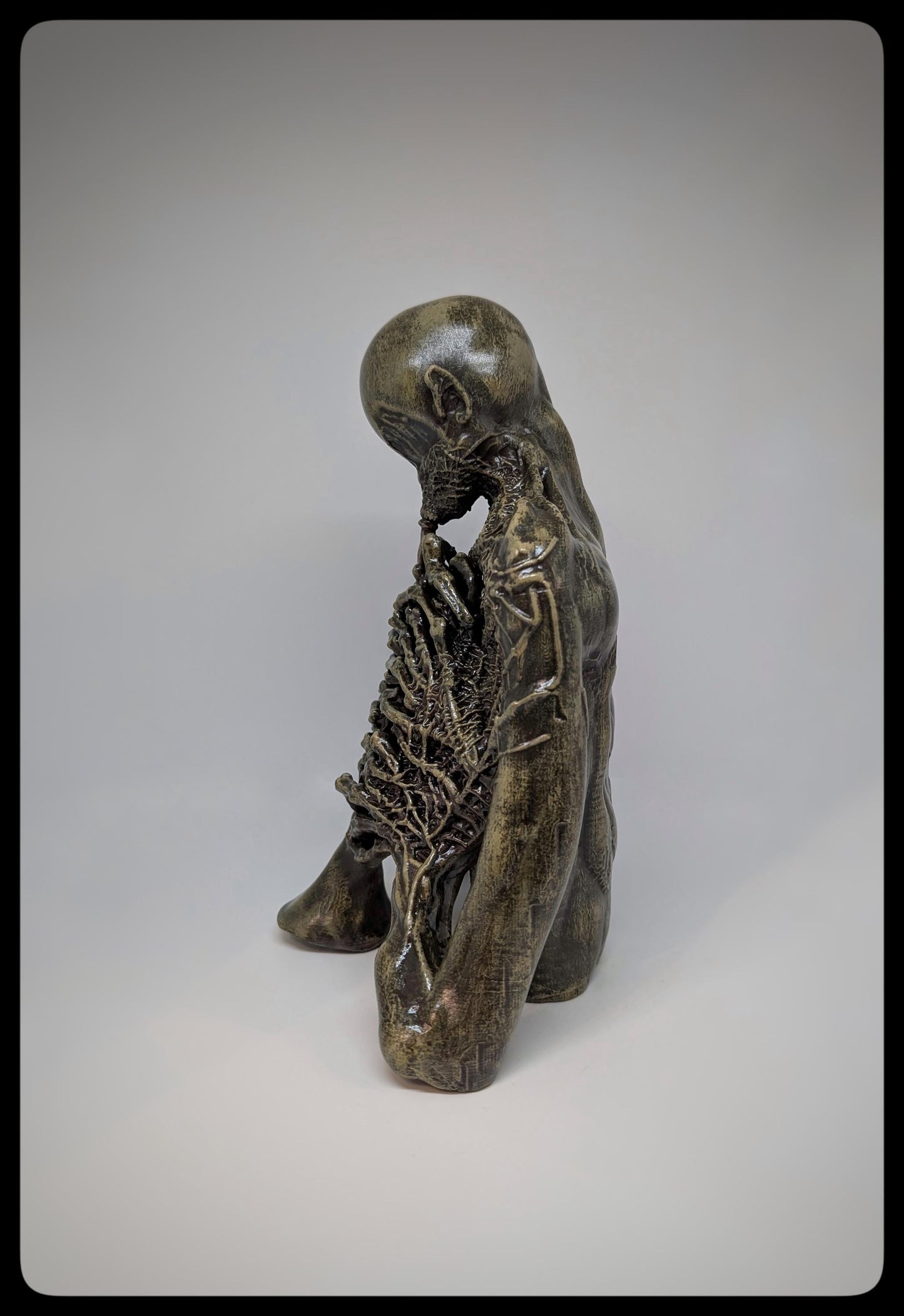 Inspired Zbigniew Beksiński - The Trumpeter Figurine /3D Resin 10.2"(26cm/260mm)