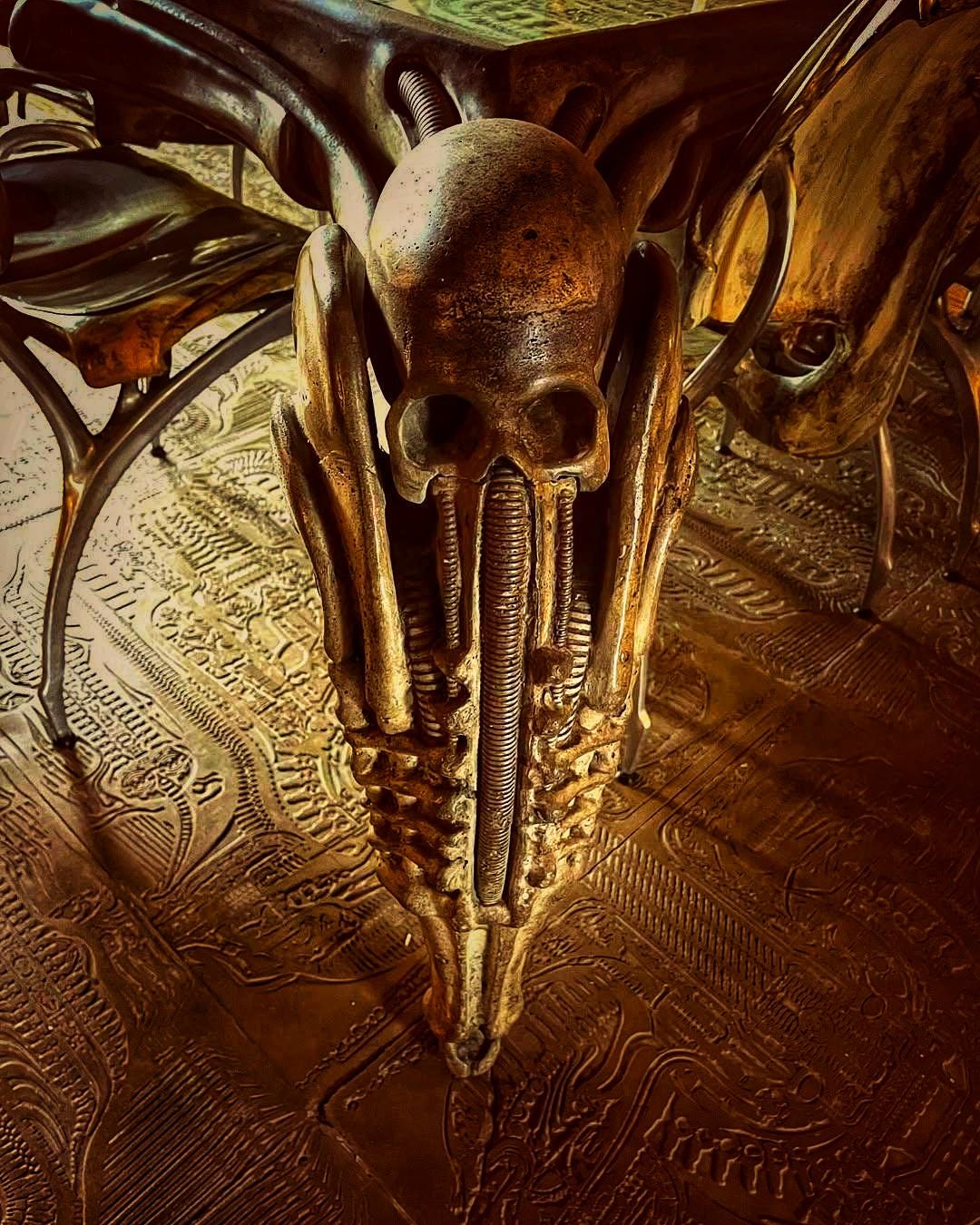 Inspired by H.R. Giger Harkonnen Table Leg – Height 13.8in (35cm / 350mm)/ 3D Resin /Design by Carlito Brigante