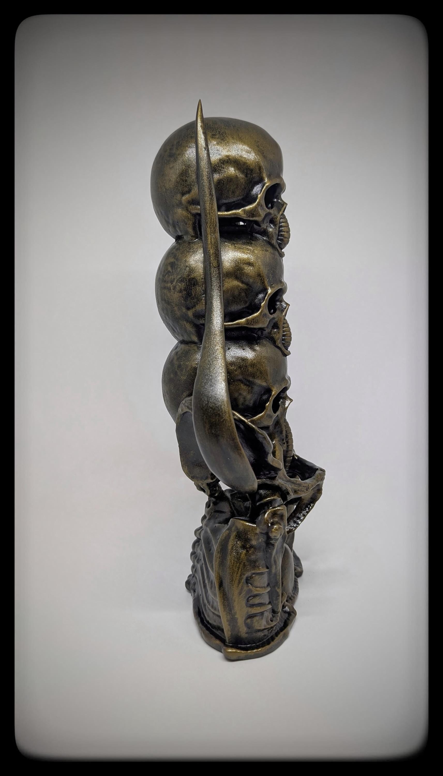 Inspired H.R. Giger - Harkonnen 3D resin ABS like 11.42" (29 cm / 290 mm)