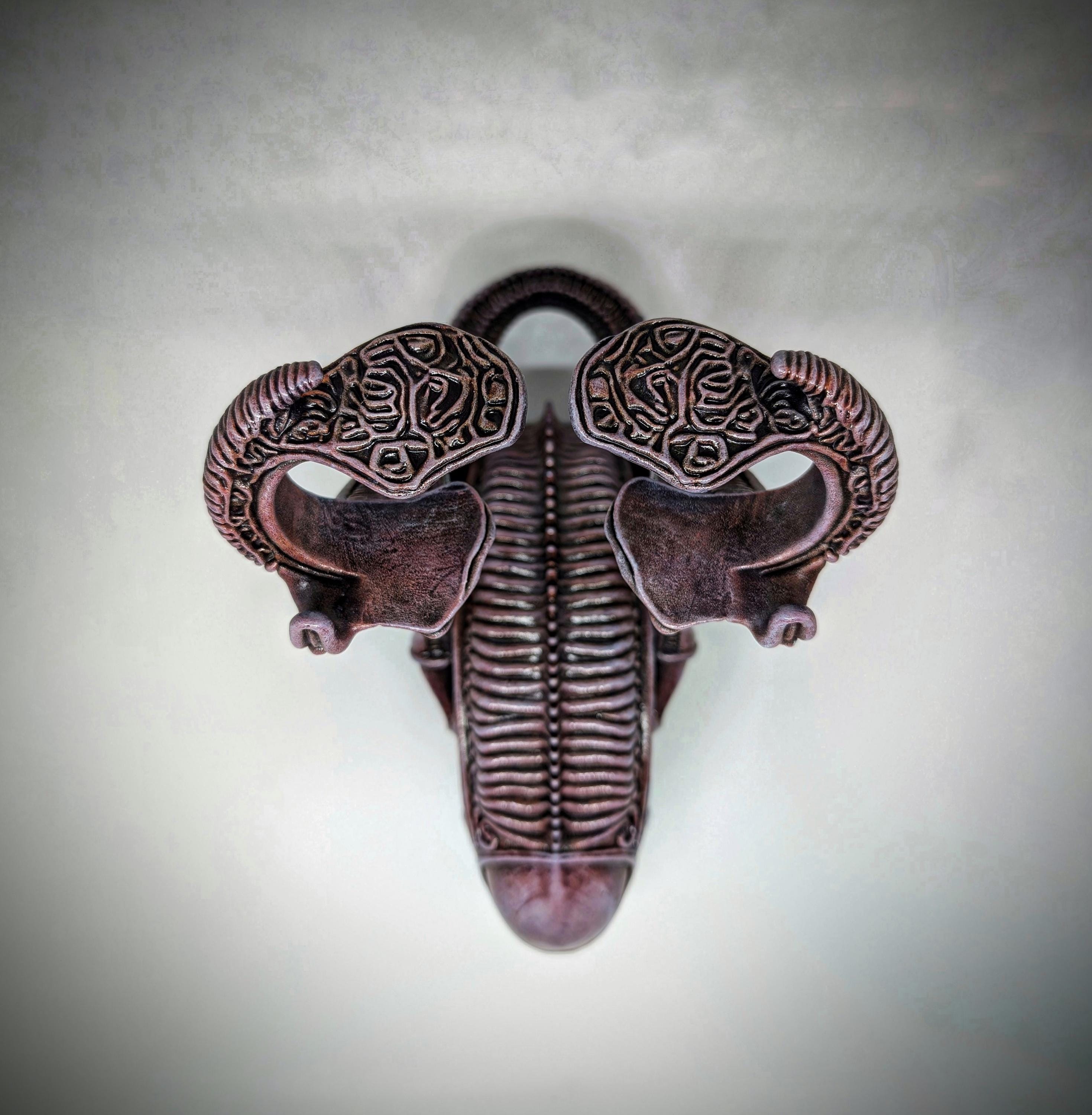 Alien Support Phone & Tablet Holder Stand – Height 8.5 inches (21.5 cm/215mm)