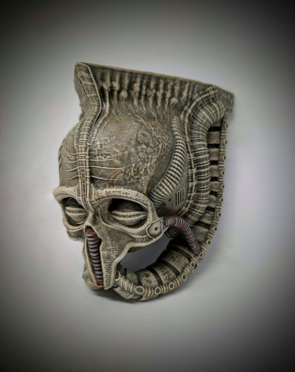 H.R. Giger inspired shelf height 7.9in (20cm/200mm) design by Carlito Brigant