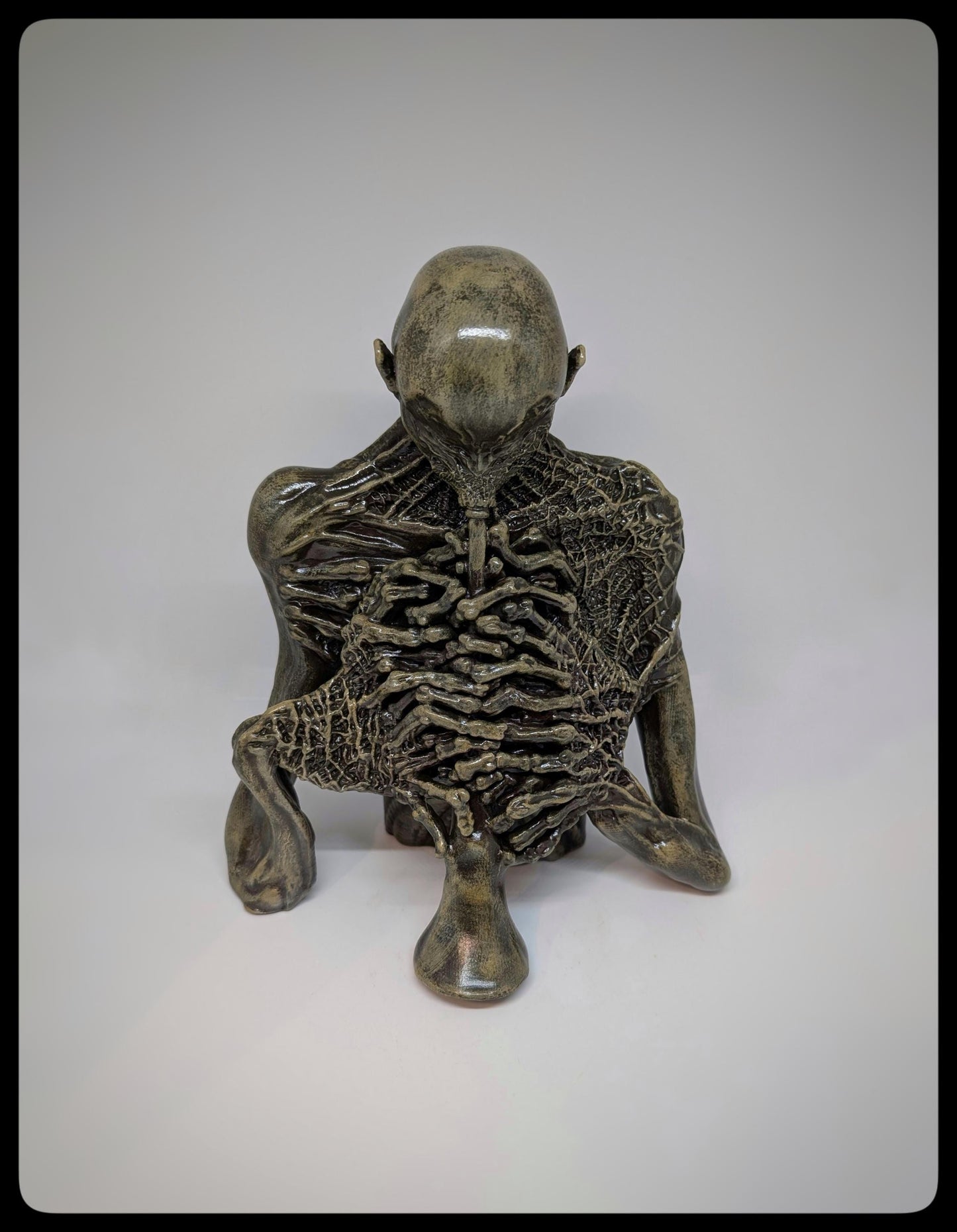 Inspired Zbigniew Beksiński - The Trumpeter Figurine /3D Resin 10.2"(26cm/260mm)