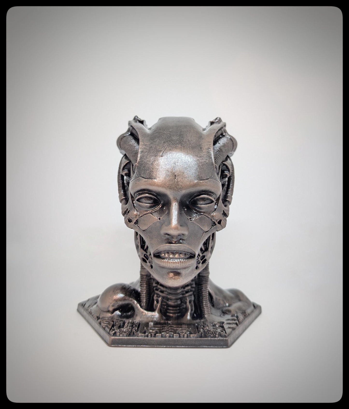 Cyber Head 3D Resin Sculpture 5.9in (15 cm/150 mm) Biomechanical Art