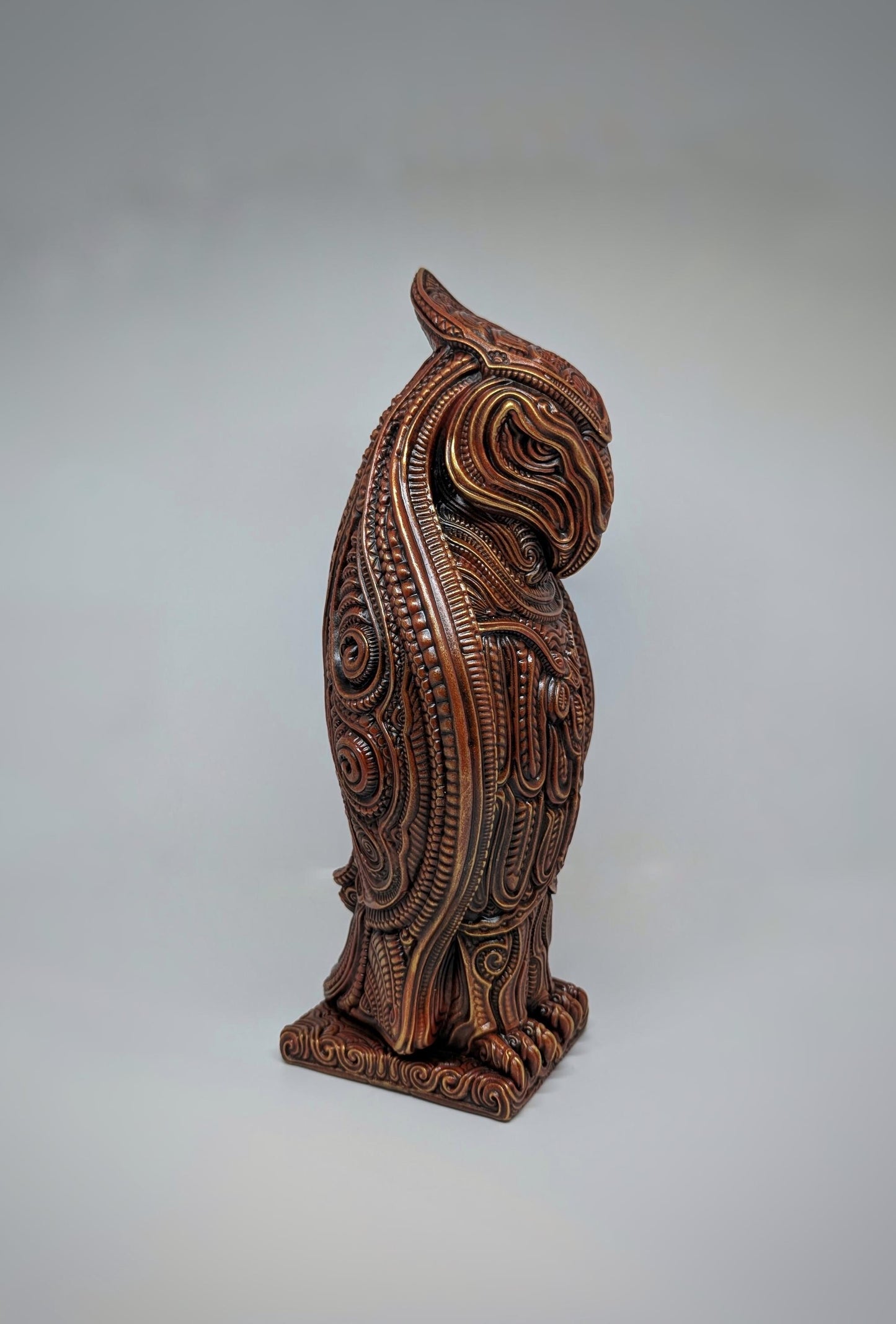 Falcon 3D Resin Sculpture / Height 13.2 in (33.5 cm / 335 mm) / Design by Zane Rogers