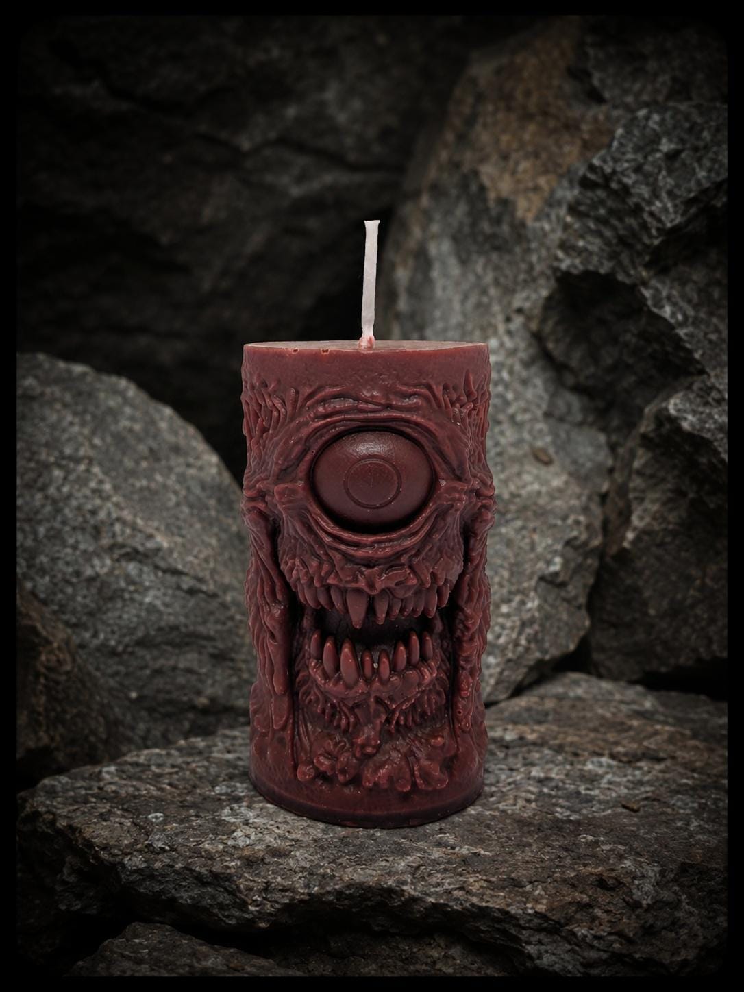 One-Eyed Monster Candle, Height 3.54 in (9 cm)  Dark Art Gothic /Sci-Fi Decor