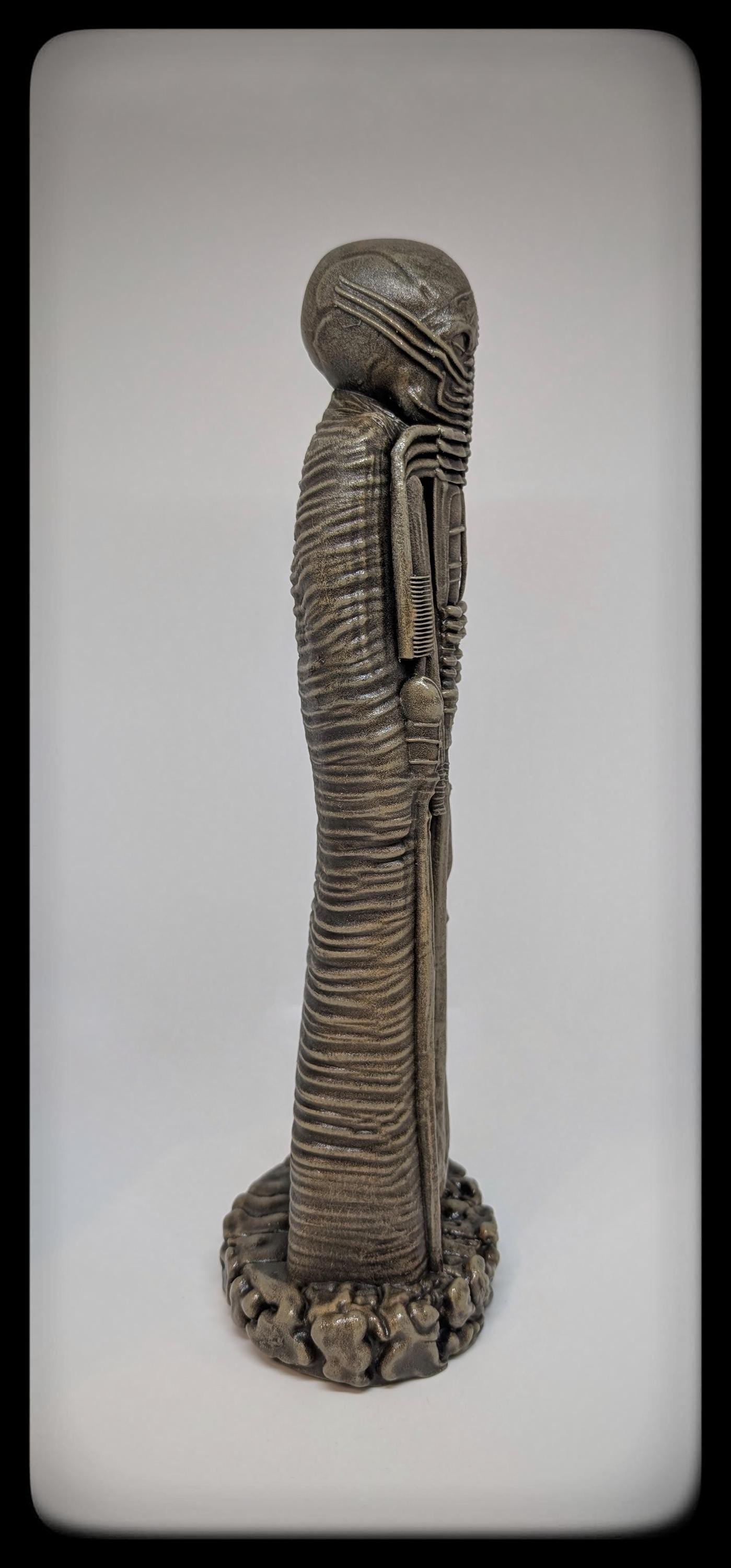 Inspired by H.R. Giger- Samurai Sculpture -12.4 in (31.5cm/315mm) 3D Resin Art