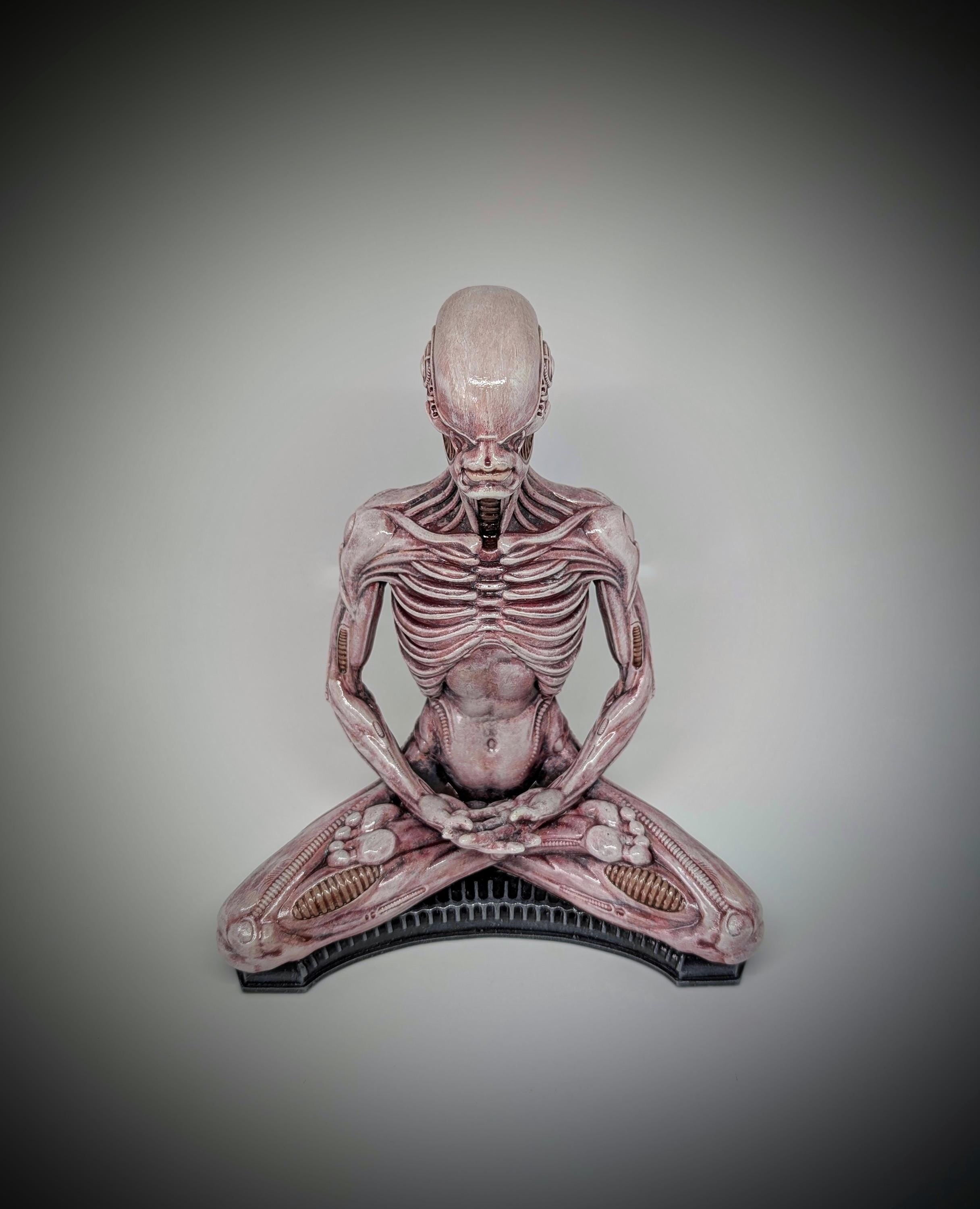 H.R. Inspired Alien Meditation 3D Resin Figure / Height 8.46" (21.5 cm/215mm)