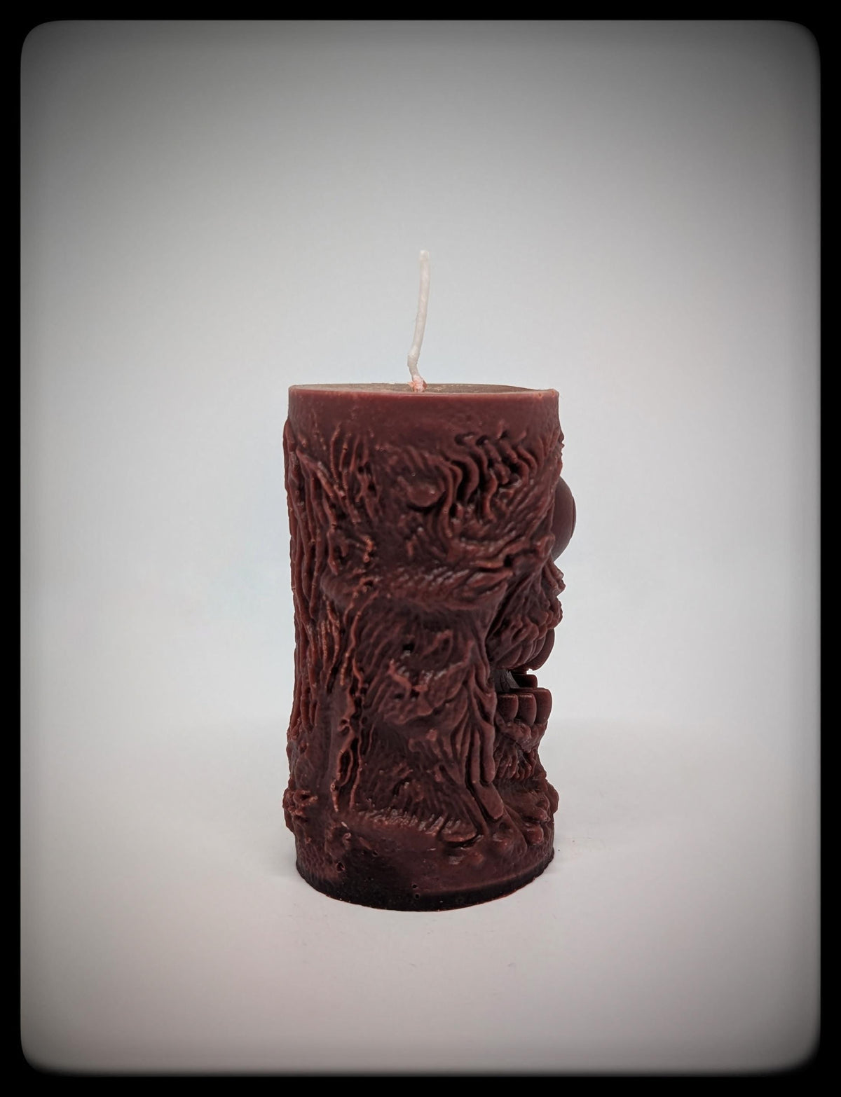 One-Eyed Monster Candle, Height 3.54 in (9 cm)  Dark Art Gothic /Sci-Fi Decor