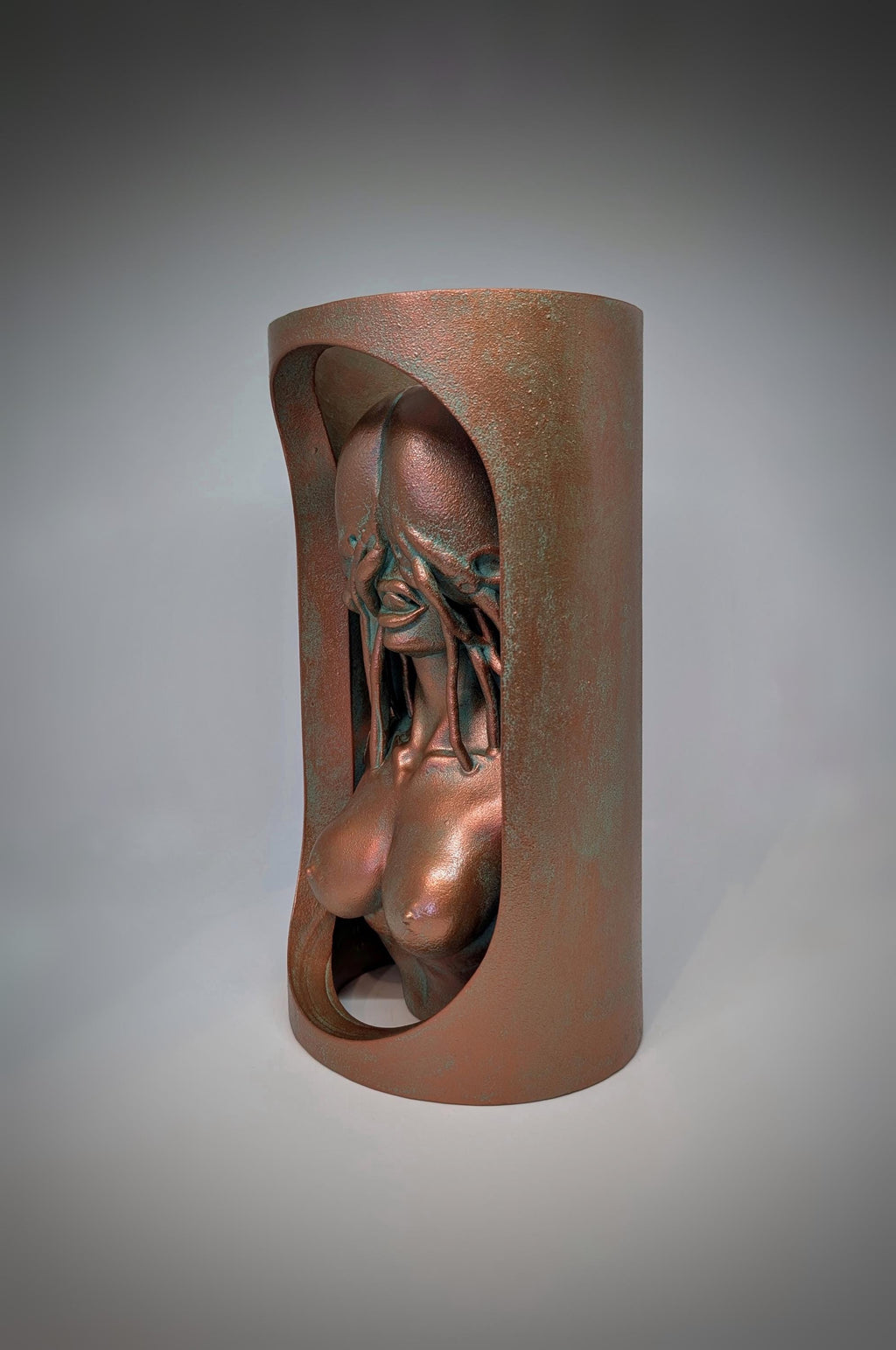 Inspired by H.R. Giger -Sculpture 3D Printed Resin - 10.4 inch (26.5 cm/265mm) Design by Carlito Brigante