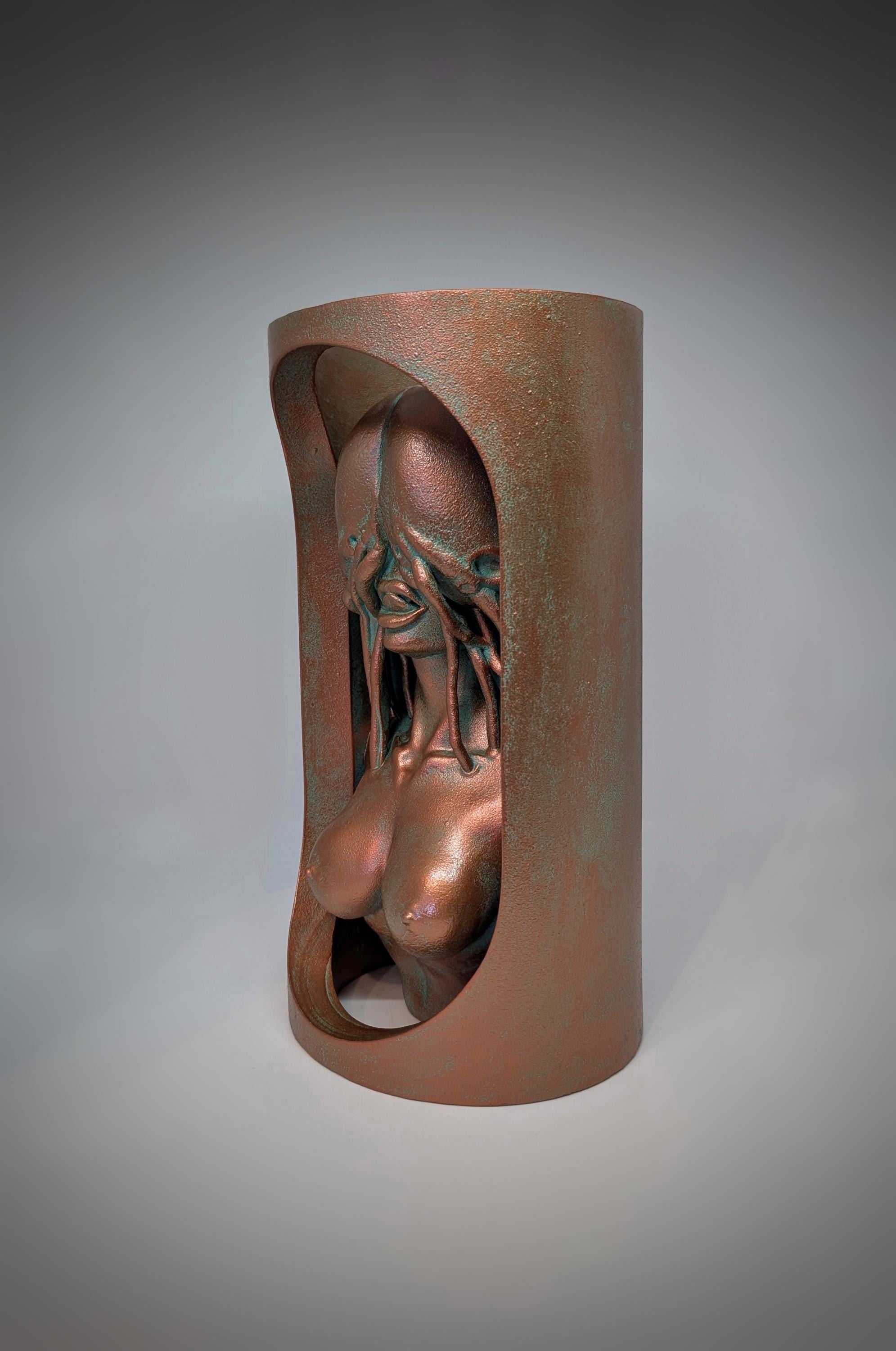 Inspired by H.R. Giger -Sculpture 3D Printed Resin - 10.4 inch (26.5 cm/265mm) Design by Carlito Brigante