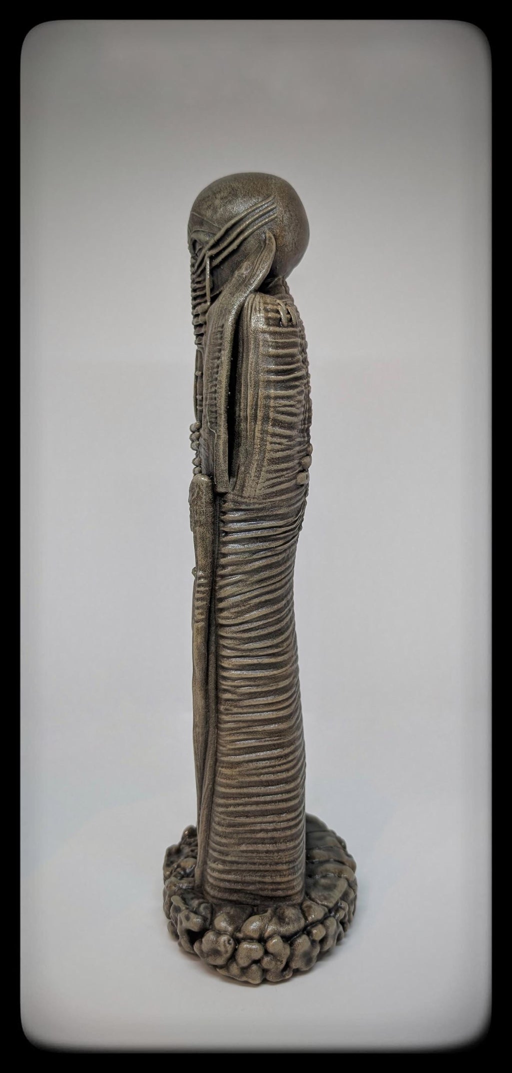 Inspired by H.R. Giger- Samurai Sculpture -12.4 in (31.5cm/315mm) 3D Resin Art