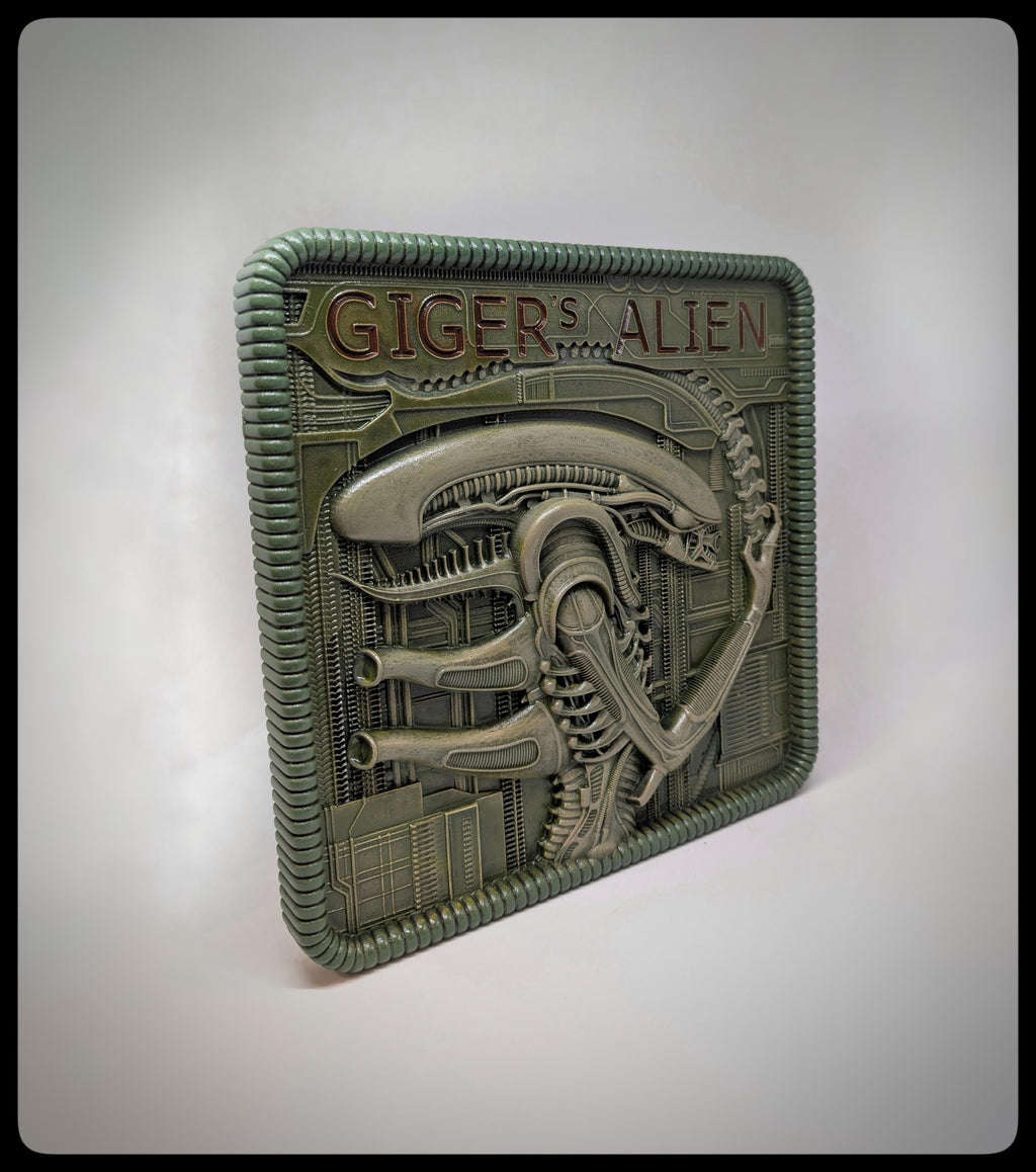 Inspired by H.R. Giger – Alien Wall Plaque 10.2 in (26 cm / 260 mm) 3D Resin Art