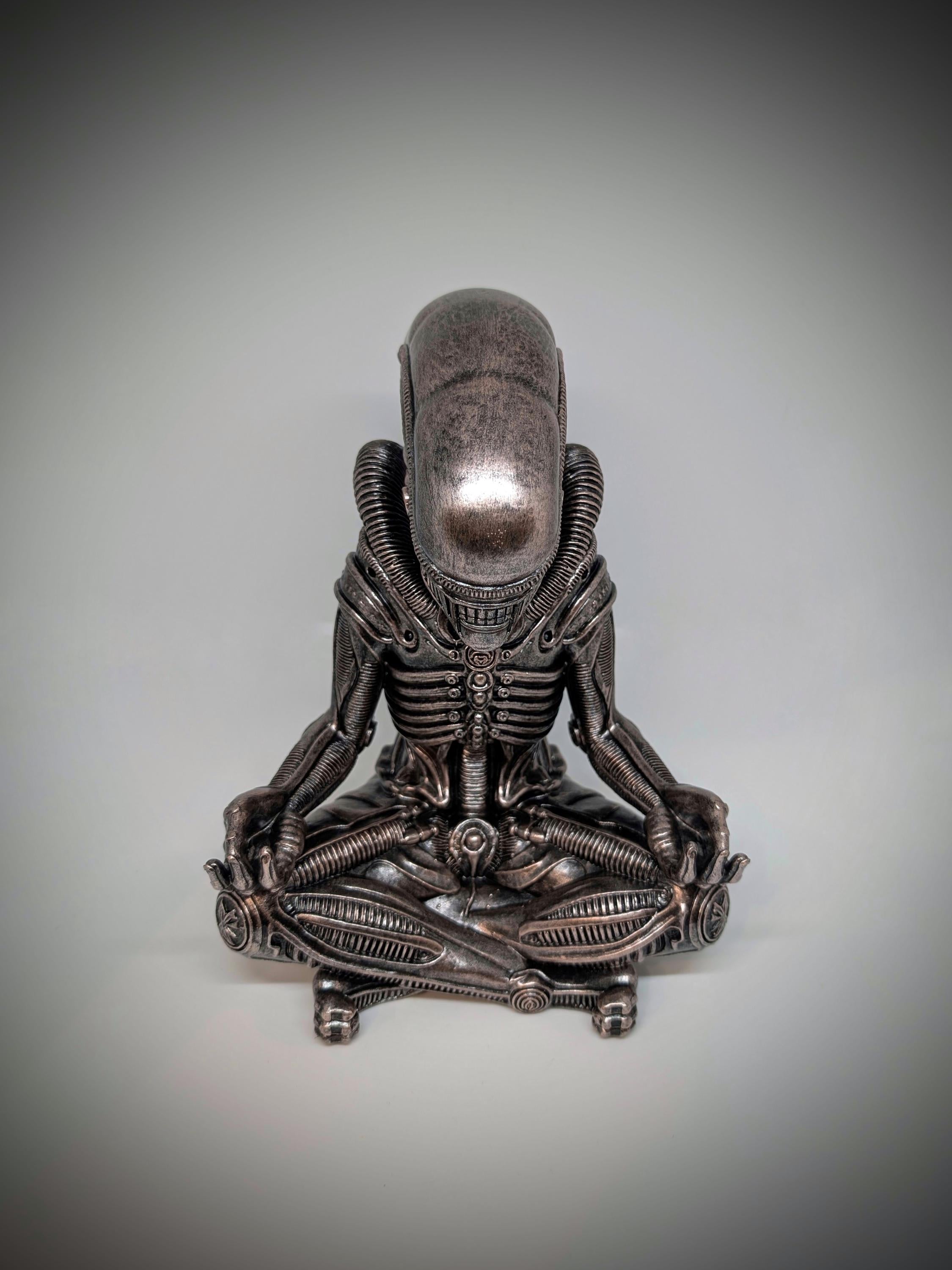 Inspired H.R. Giger Alien Xenomorph Figure 9in (23 cm) 3D Resin