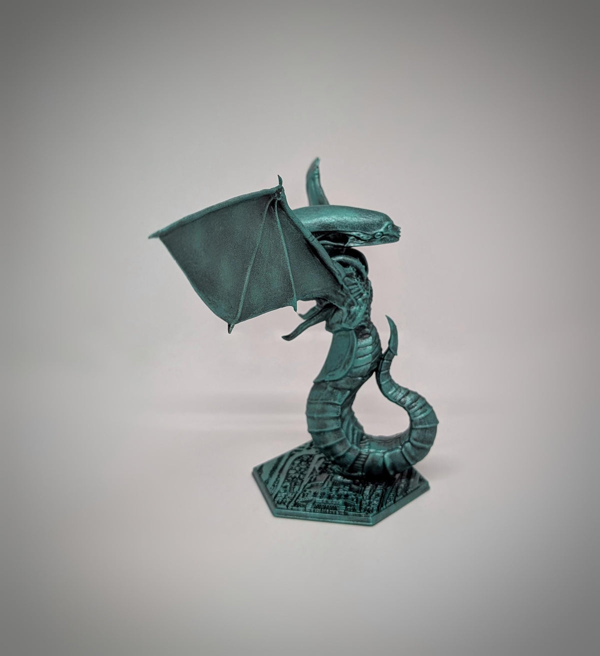 Medusa / Lady Xenogoyle 3D Resin Figure – 5.9 in (15 cm/150mm)
