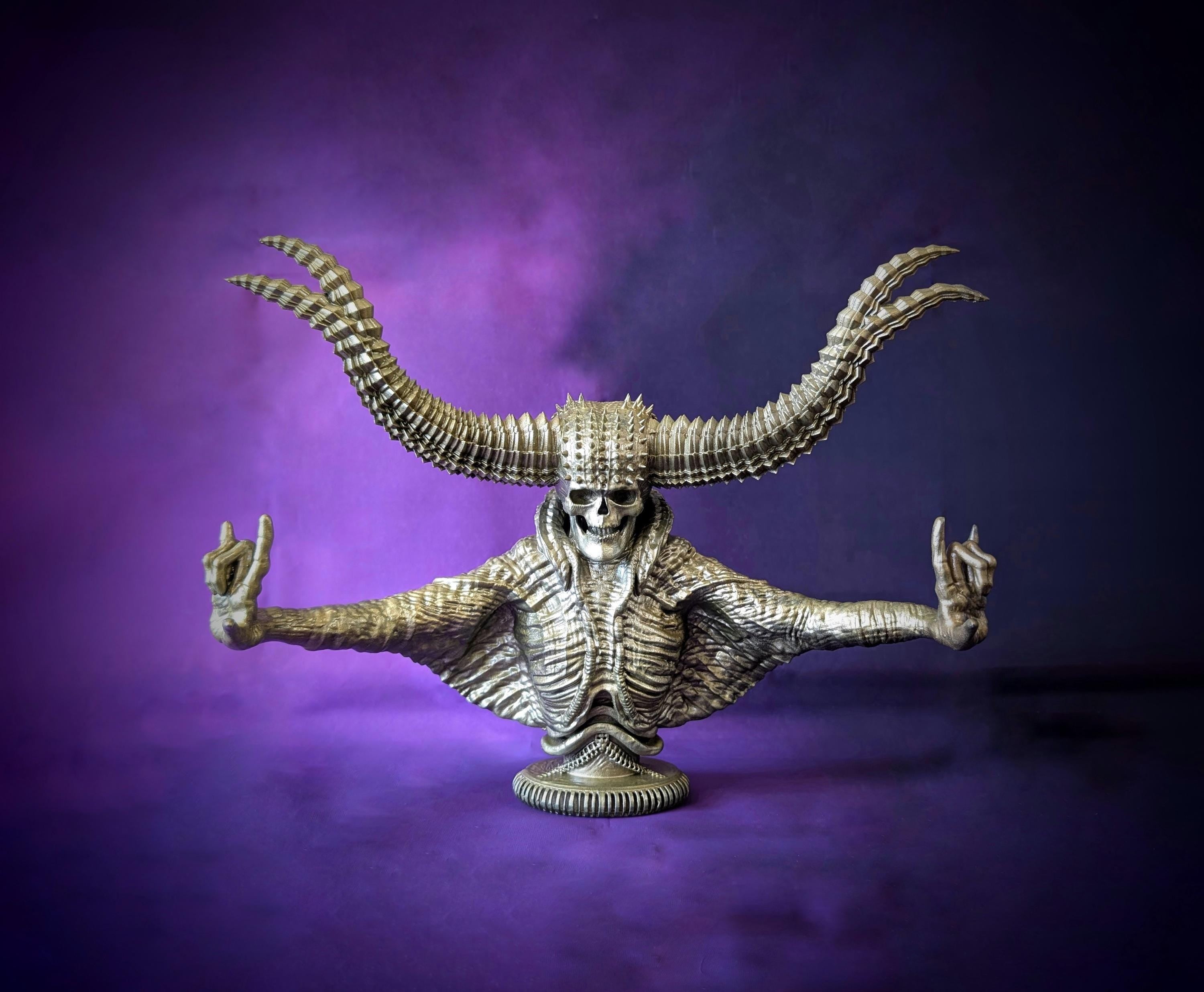 Inspired by H.R. Giger – Dead Star / design Carlito Brigante / 3D resin sculpture height 9 in (23 cm/230mm)