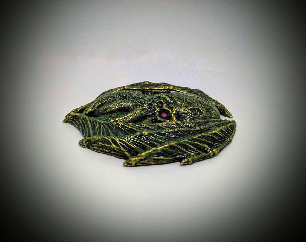 Cthulhu Wall Sculpture Inspired by H.P. Lovecraft / 3D Resin, Height 7.1 in (18 cm/180mm)