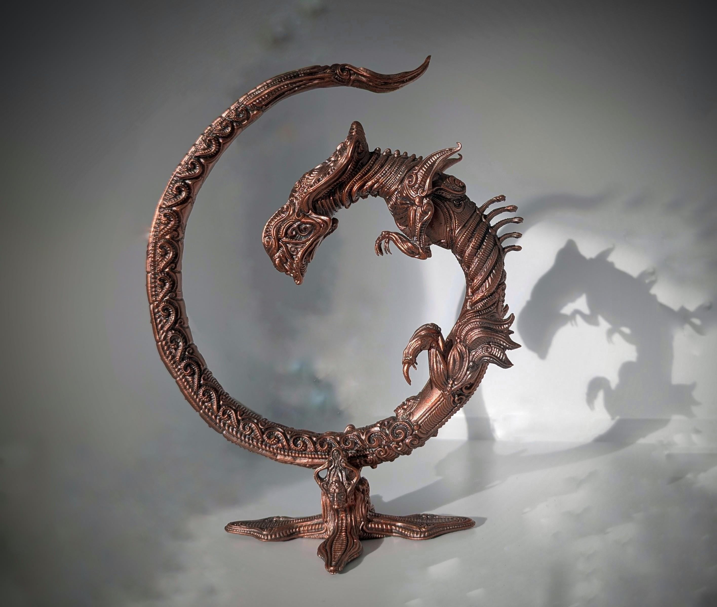 Inspired H.R.Giger Alien -Effigy design by Zane Rogers – 8.9inch (22,5 cm / 225 mm)
