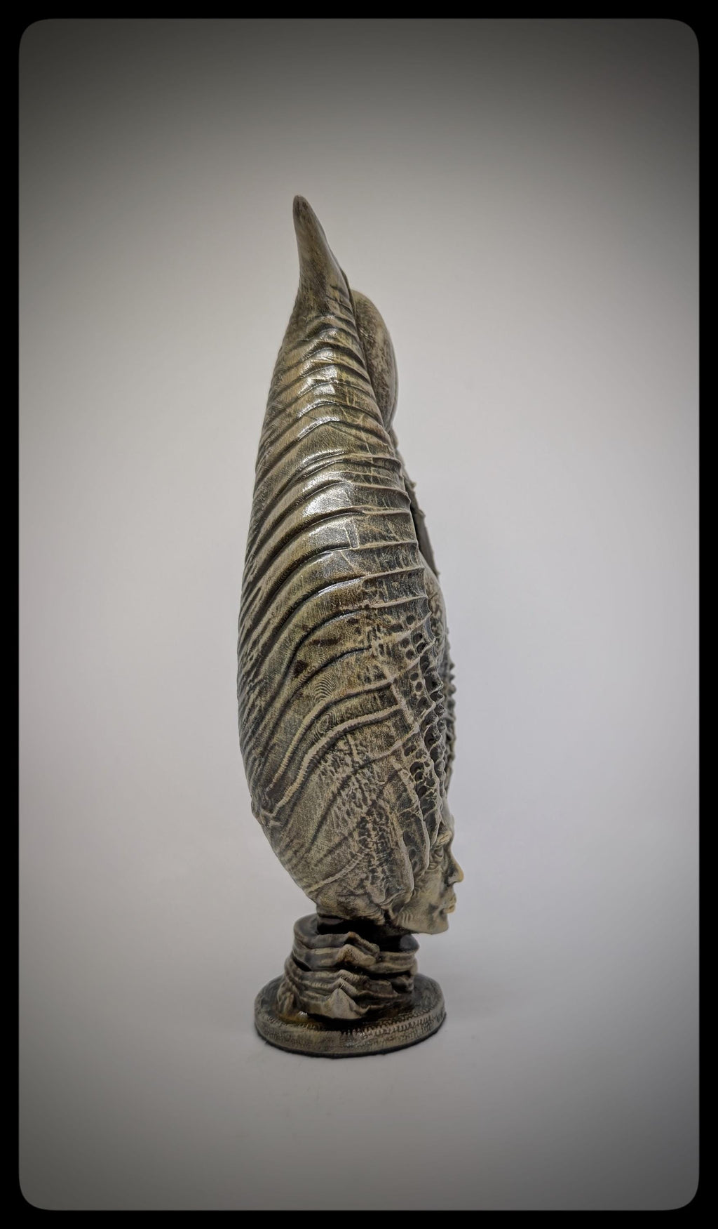 Inspired by H.R. Giger  THE MAGICIAN* 3D Resin Sculpture 8.7 inch (22 cm/220mm)