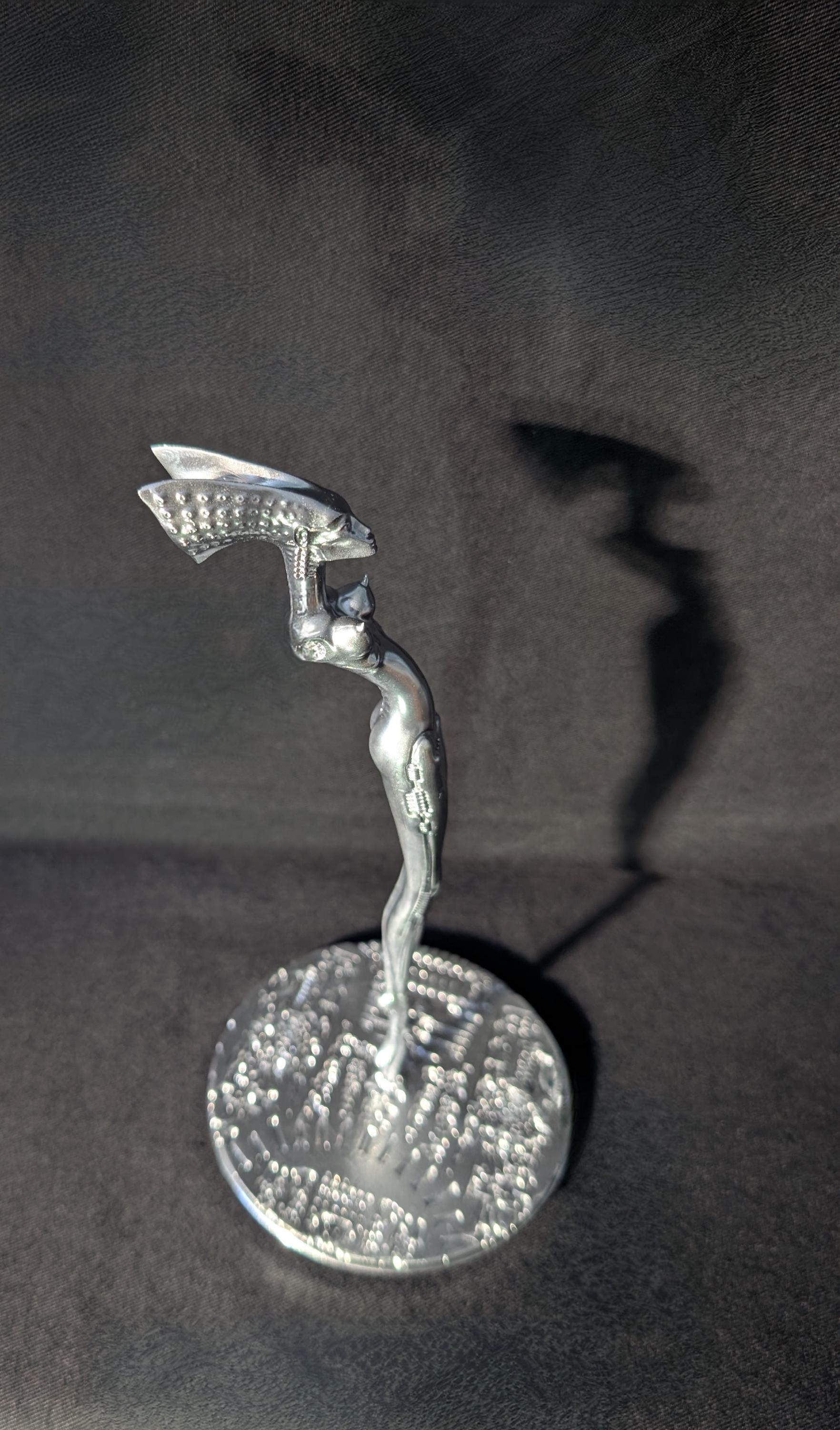 H.R. Giger Inspired Nubian Queen Statue – 3D Printed Resin Art Figure 7.87 "(20cm/ 200mm)