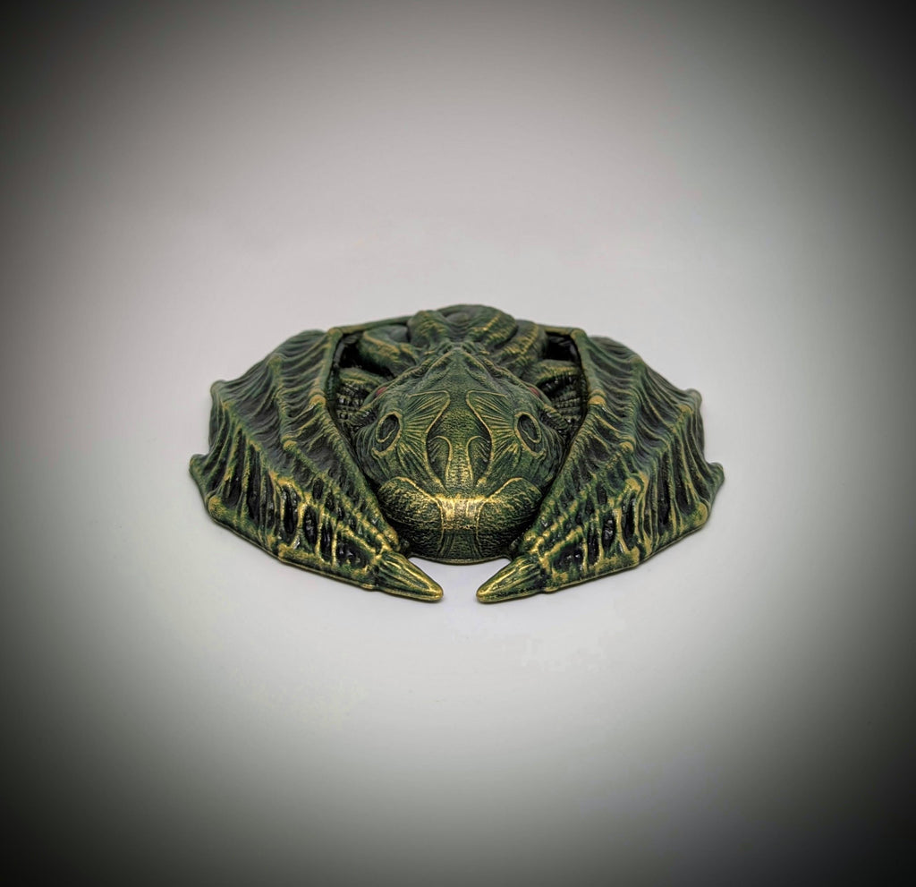 Cthulhu Wall Sculpture Inspired by H.P. Lovecraft / 3D Resin, Height 7.1 in (18 cm/180mm)