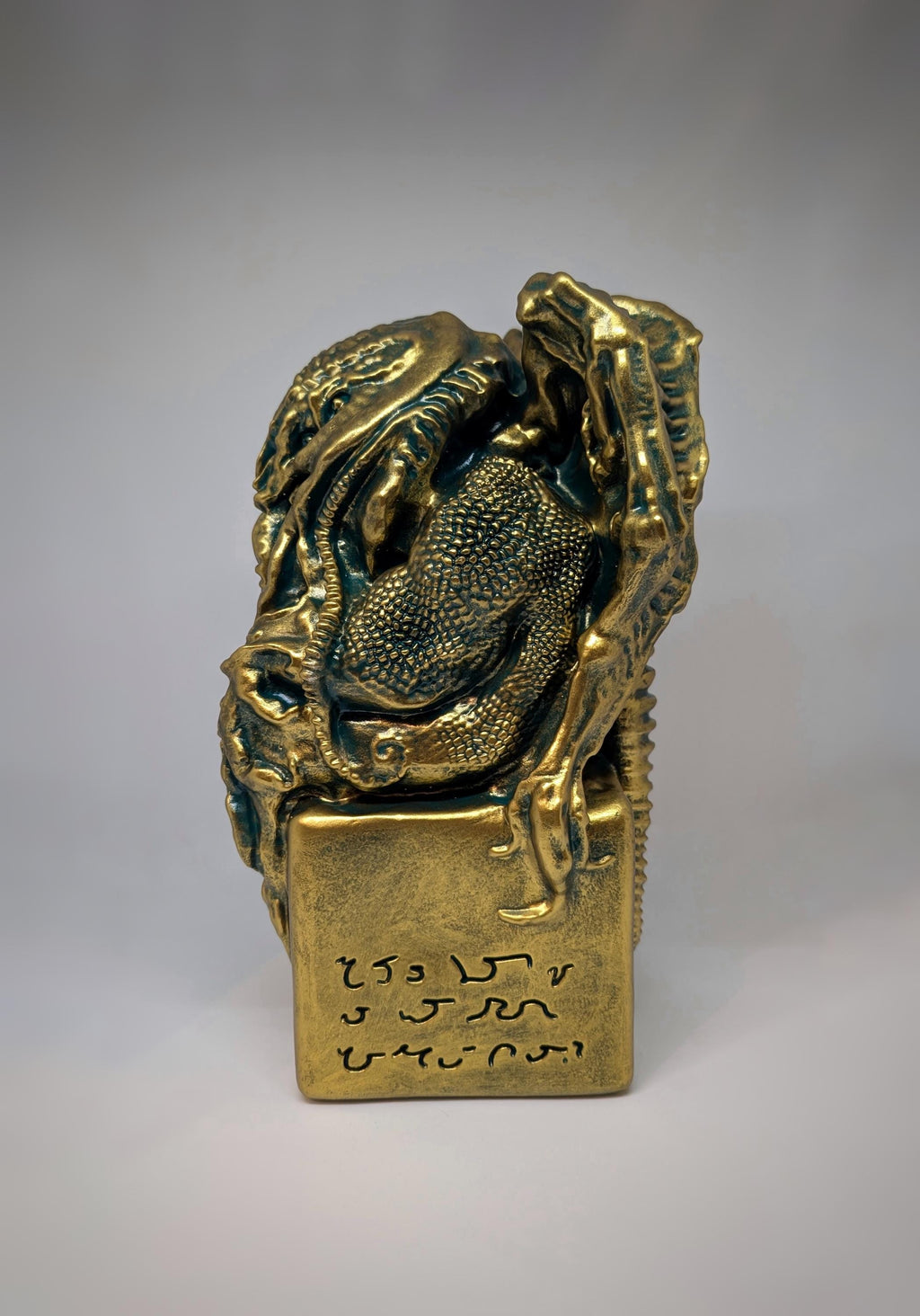 Inspired by H.P. Lovecraft Cthulhu 3D Resin Statue 10.6" (27 cm/270 mm)