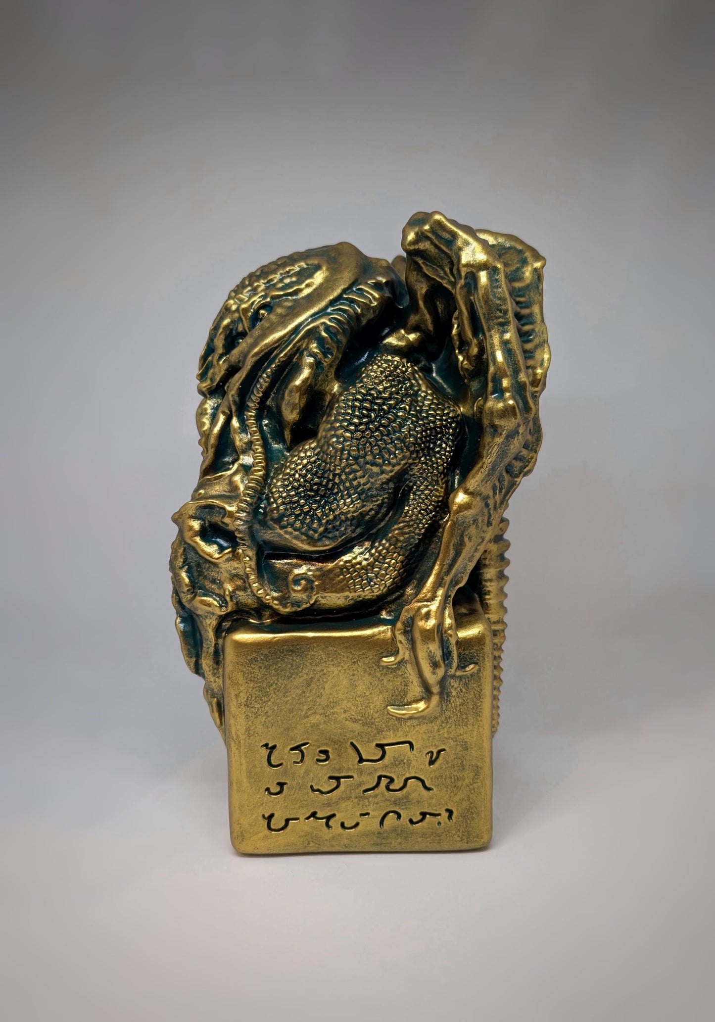 Inspired by H.P. Lovecraft Cthulhu 3D Resin Statue 10.6" (27 cm/270 mm)