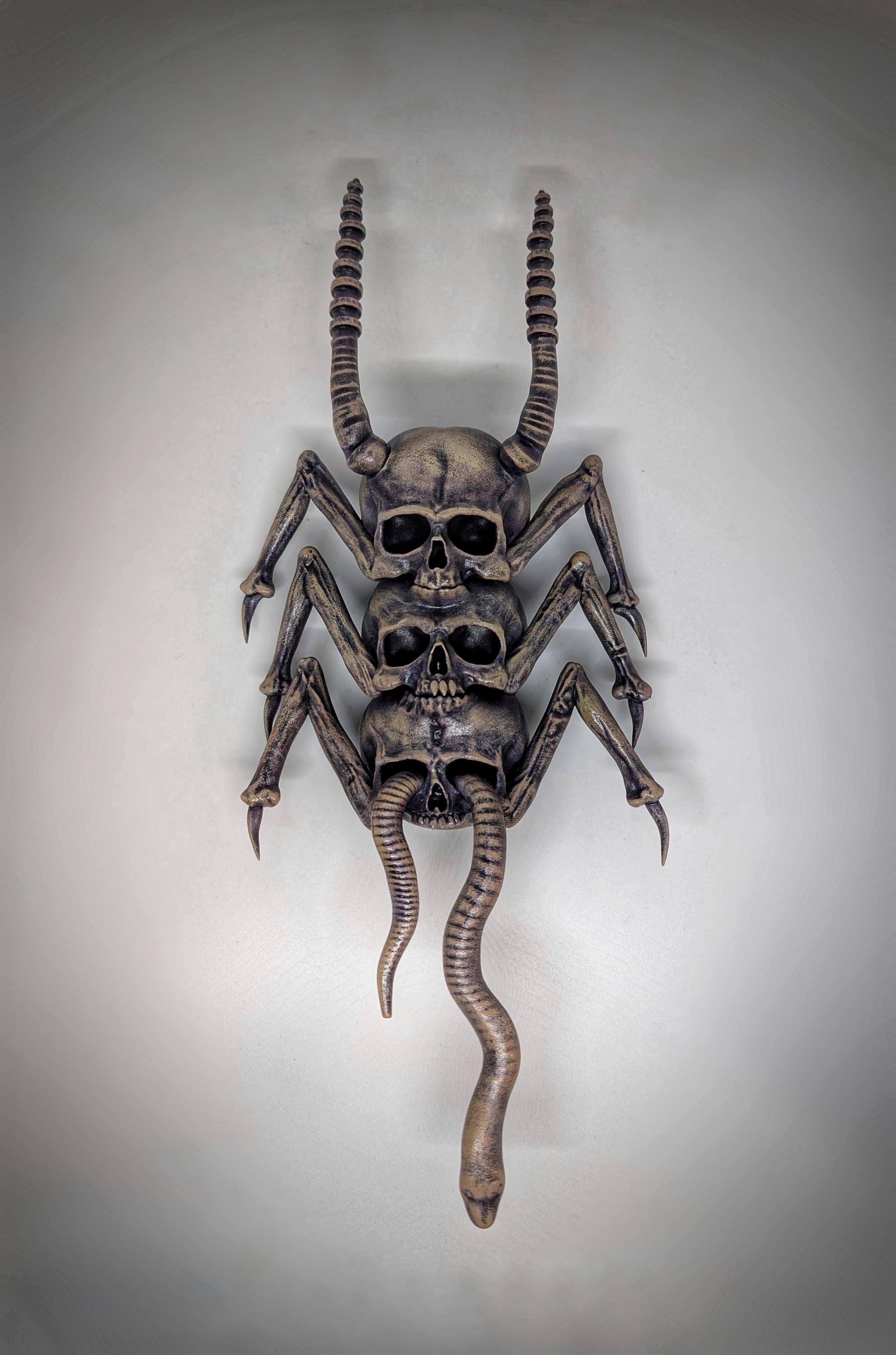 Inspired H.R. Giger Li II Spider Skull Detail /3D/ 14,37"              (36,5cm/365mm)