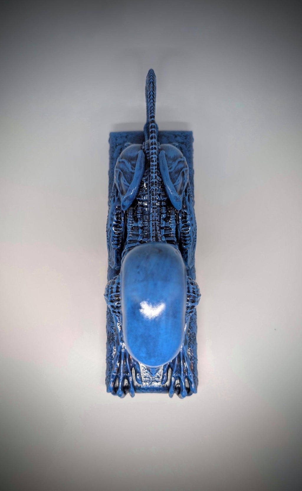 Alien Sphinx - 3D Resin Sculpture Height 8.86in (22,5cm/225mm) x Length 12.6in (32cm/320mm)